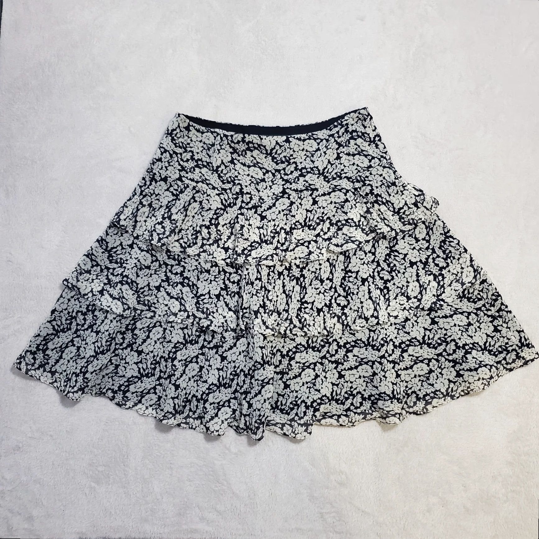 Ralph Lauren Lauren Ralph Lauren Skirt 14P Navy Taupe Floral 100% Silk Tiered Knee Length Skirt Size 36" / US 14 / IT 50 - 2 Thumbnail