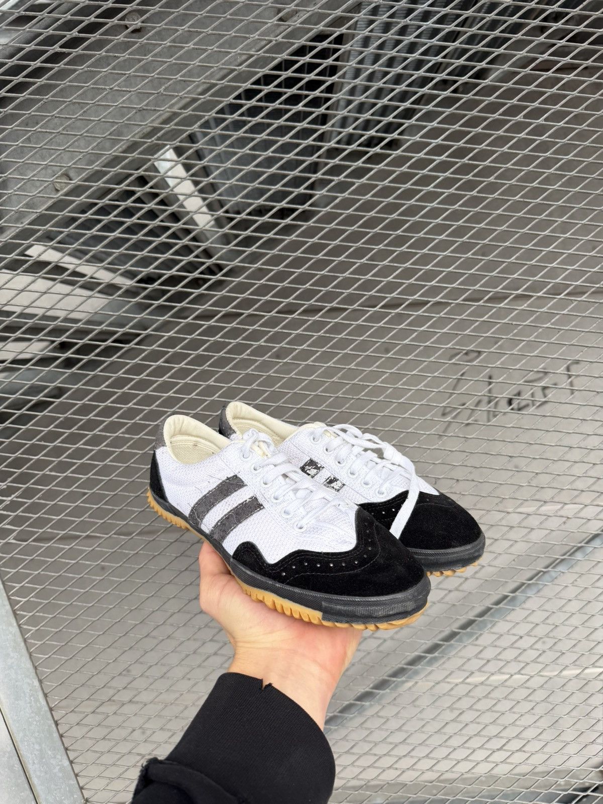 Comme des Garcons Vintage Comme Des Garsons Sneakers Size US 7 / EU 40 - 1 Thumbnail