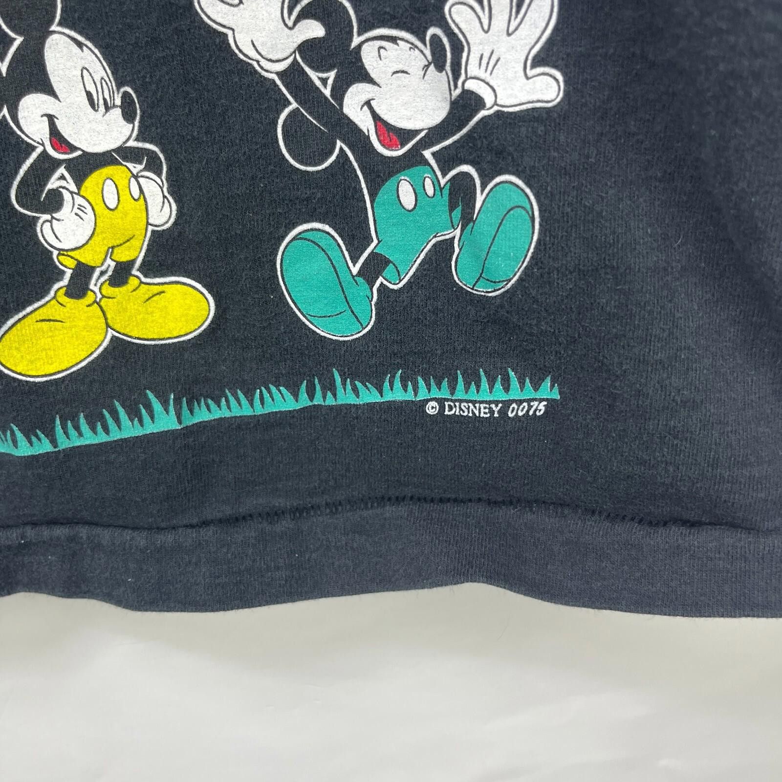 Disney Vintage 90s Mickey Mouse Disney Trippy T Shirt XL Faded Size US XL / EU 56 / 4 - 6 Thumbnail