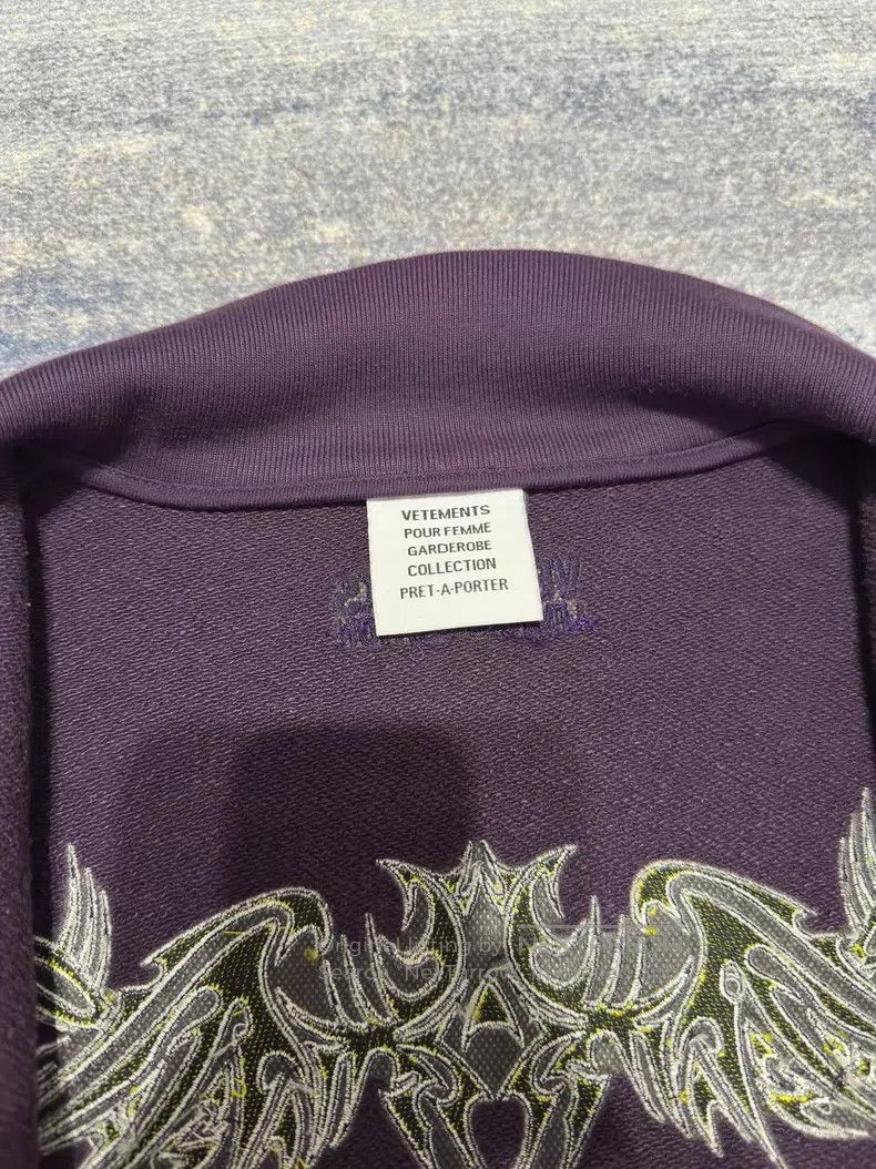 Vetements VETEMENTS Reversible Pocket Embroidered Purple Sanskrit Zi Size US M / EU 48-50 / 2 - 6 Thumbnail