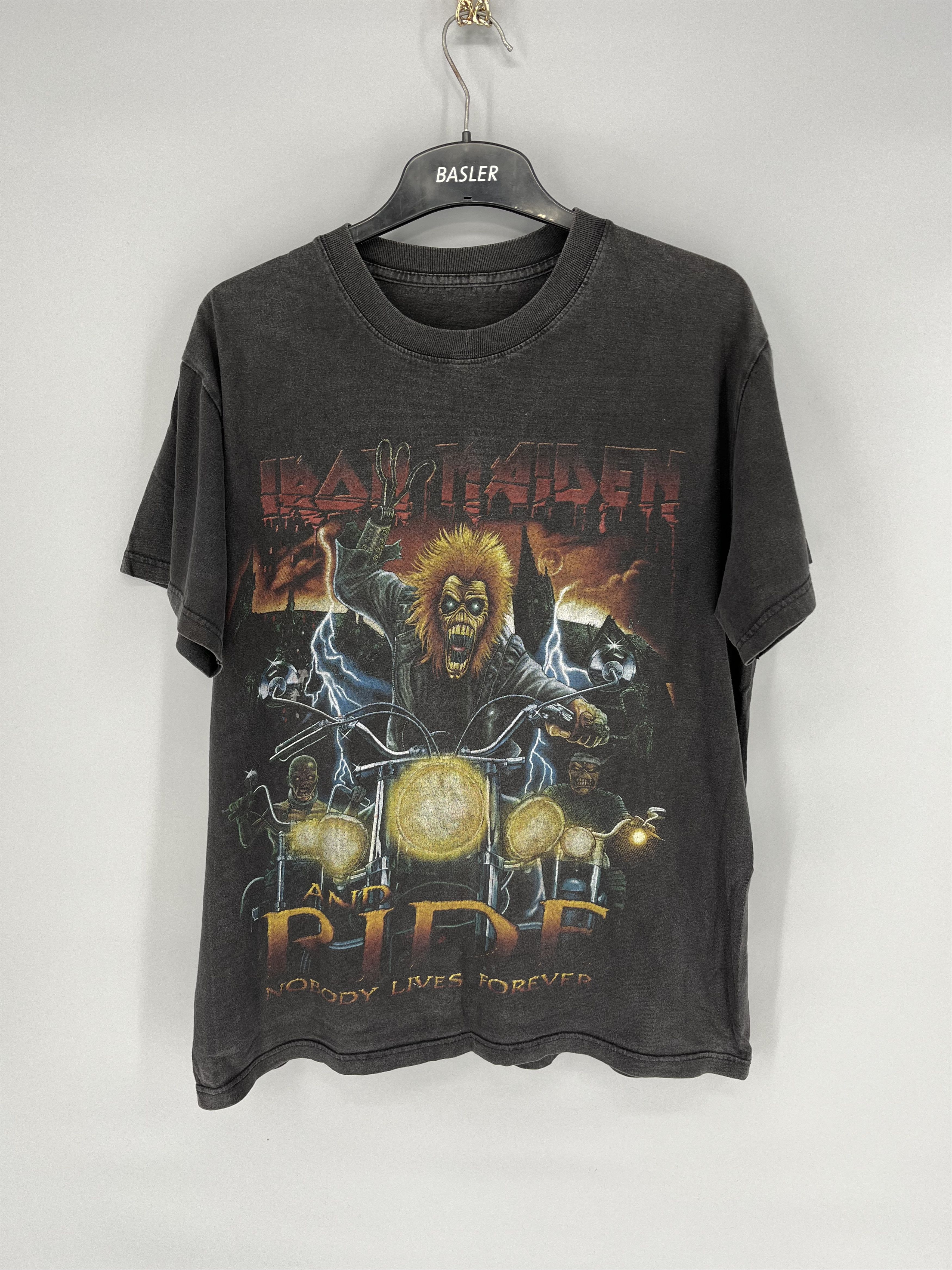 Vintage Vintage 90s Iron Maiden Ride And Nobody Lives Forever Tshirt ...