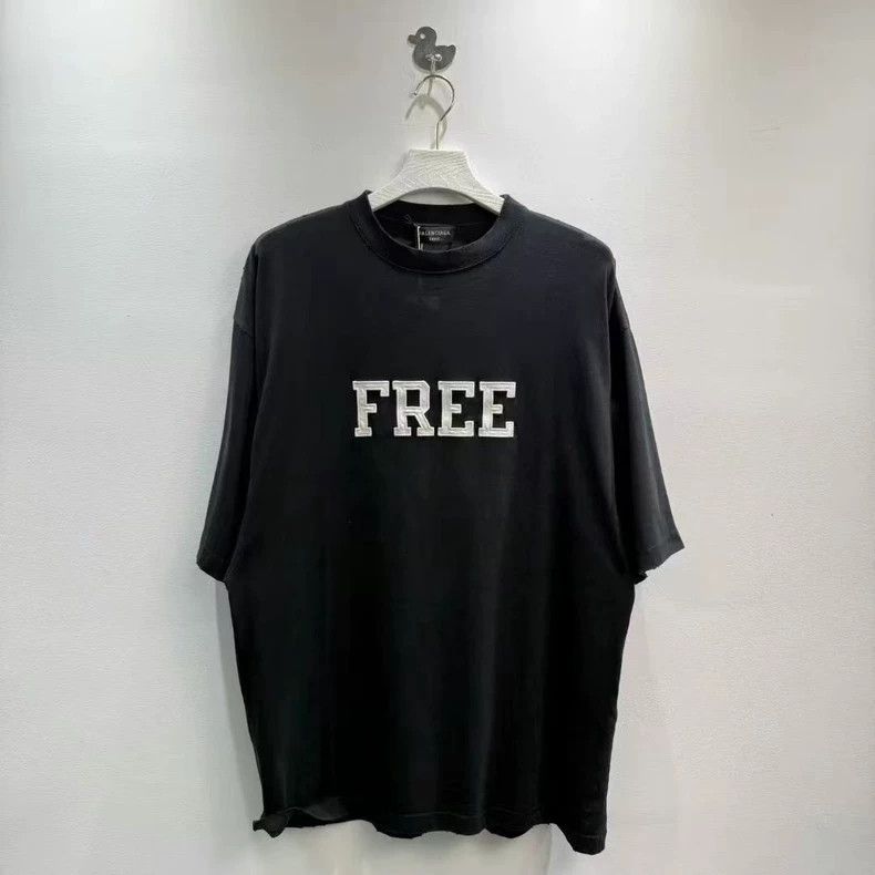 Balenciaga Balenciaga Black distressed Free letter embroidery Logo sh Size US XXS / EU 40 - 1 Thumbnail