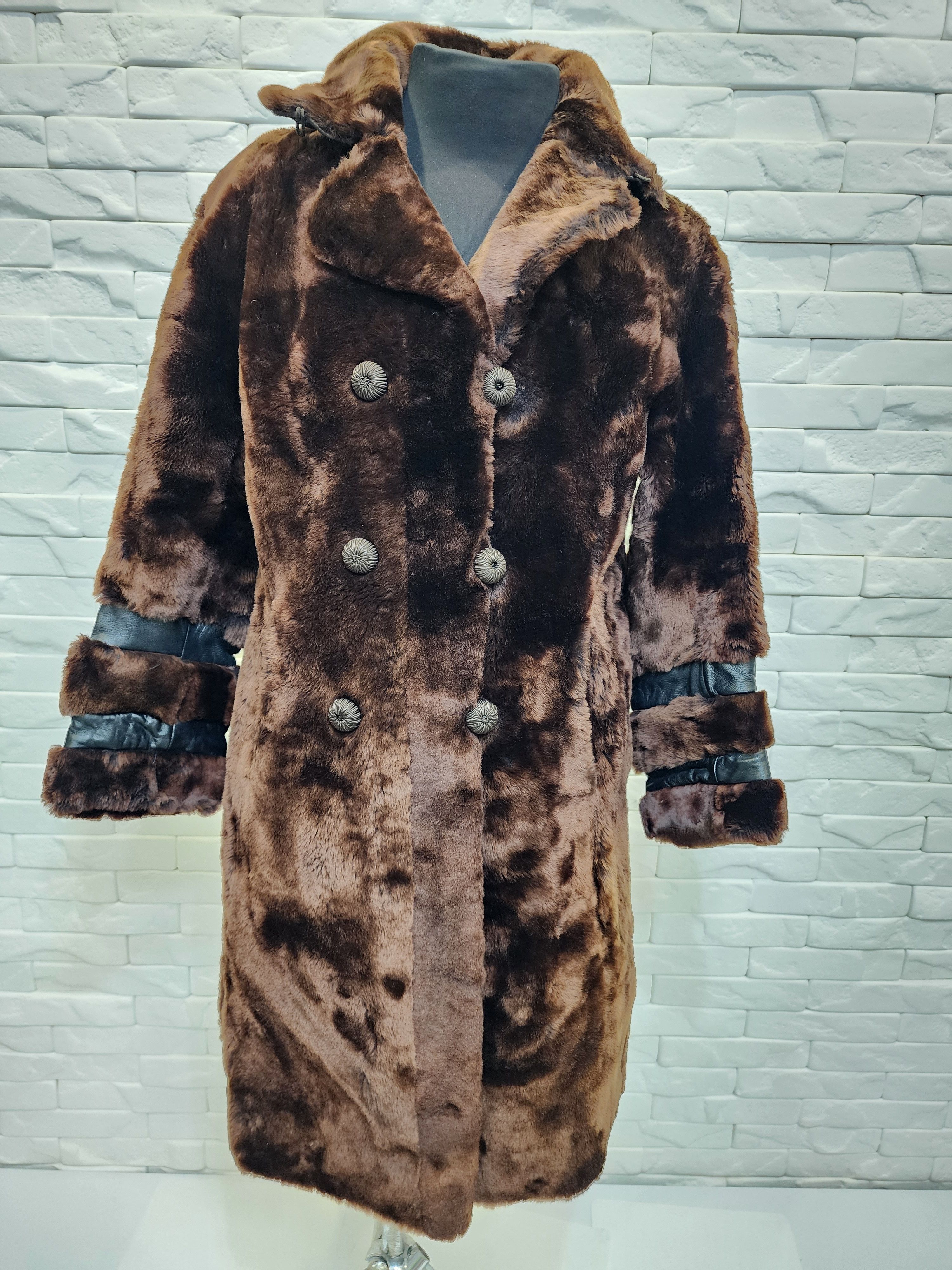 Genuine Leather Brown women's fur coat. Size L / US 10 / IT 46 - 1 Thumbnail