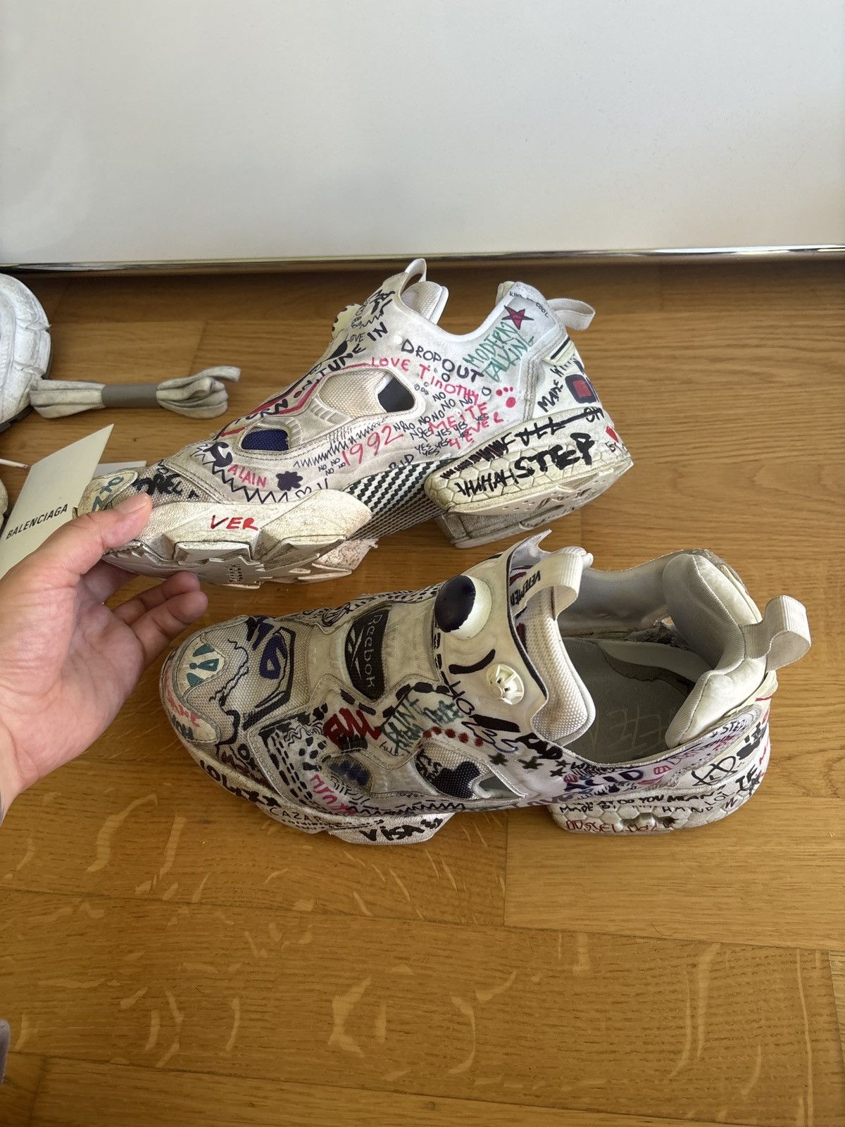 VETEMENTS X Reebok Pumps 2017 Runway