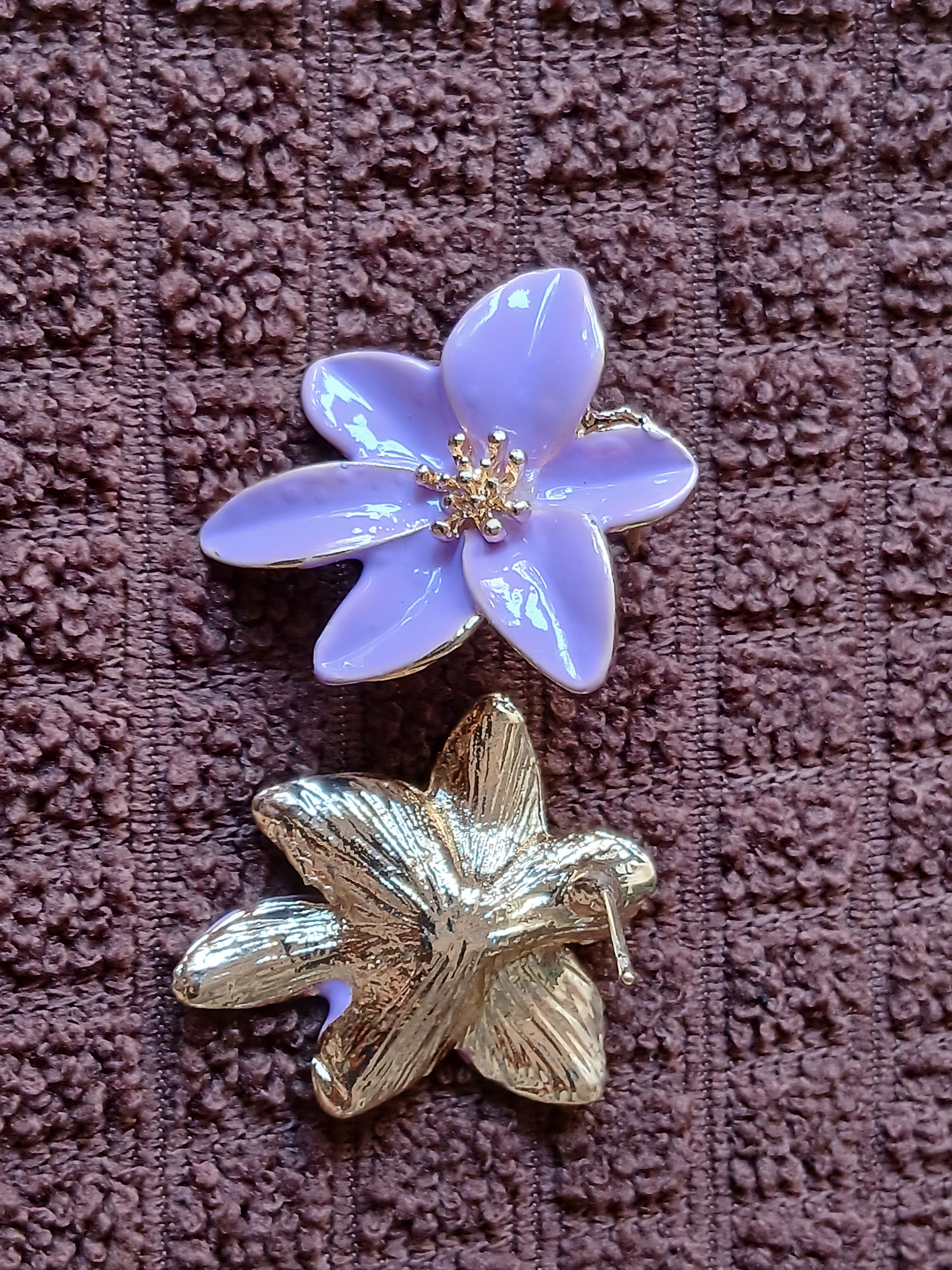 Other Lavender Flower Studs Size ONE SIZE - 1 Preview
