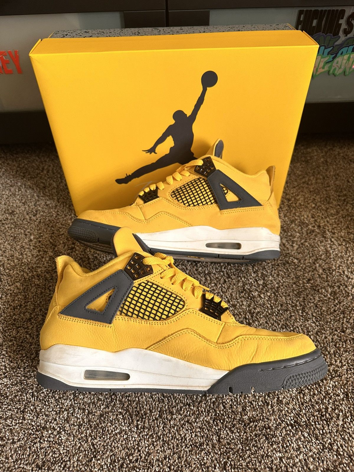 Jordan Brand Jordan Retro 4 Lightning Size US 9.5 / EU 42-43 - 5 Thumbnail