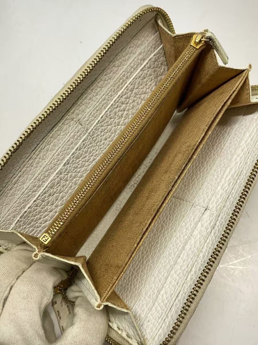 Fendi Fendi Leather Round Zipper Long Wallet White Size ONE SIZE - 5 Thumbnail