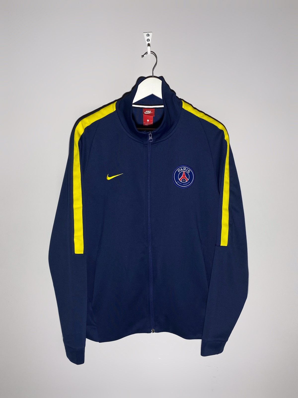 Nike Y2k Nike PSG Football Track Top Zip Drill Swoosh Logo Size US L / EU 52-54 / 3 - 1 Thumbnail