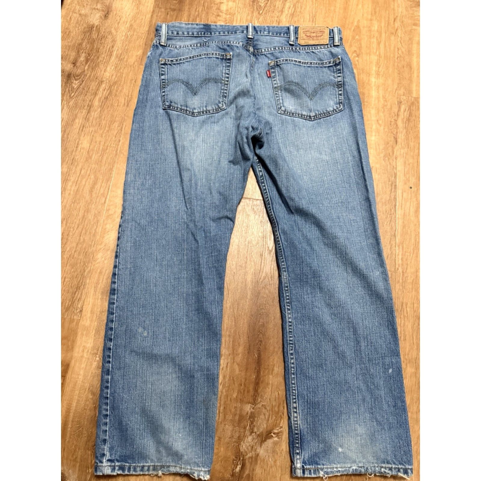 Levi's VINTAGE Levi's 505 Jeans Men 38x30 Blue Medium Wash Regular Fit Straight 90s Logo Size US 38 / EU 54 - 2 Thumbnail