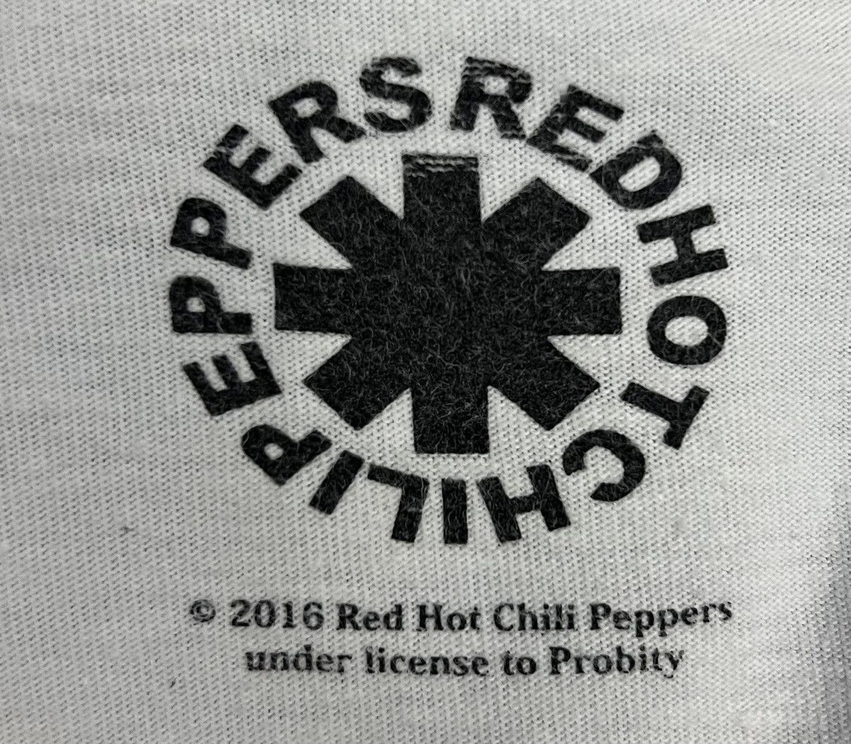 Band Tees HOT CHILI PEPPERS RED SHIRT Size US M / EU 48-50 / 2 - 6 Thumbnail