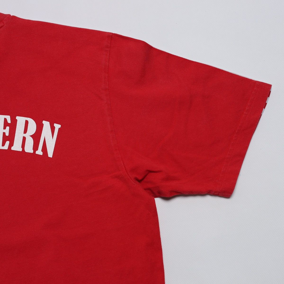 Adidas Vintage Adidas Bayern Munich Red Tee Size US M / EU 48-50 / 2 - 10 Thumbnail