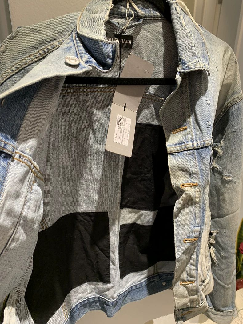 Balenciaga Balenciaga Destroyed Denim Size US S / EU 44-46 / 1 - 4 Thumbnail