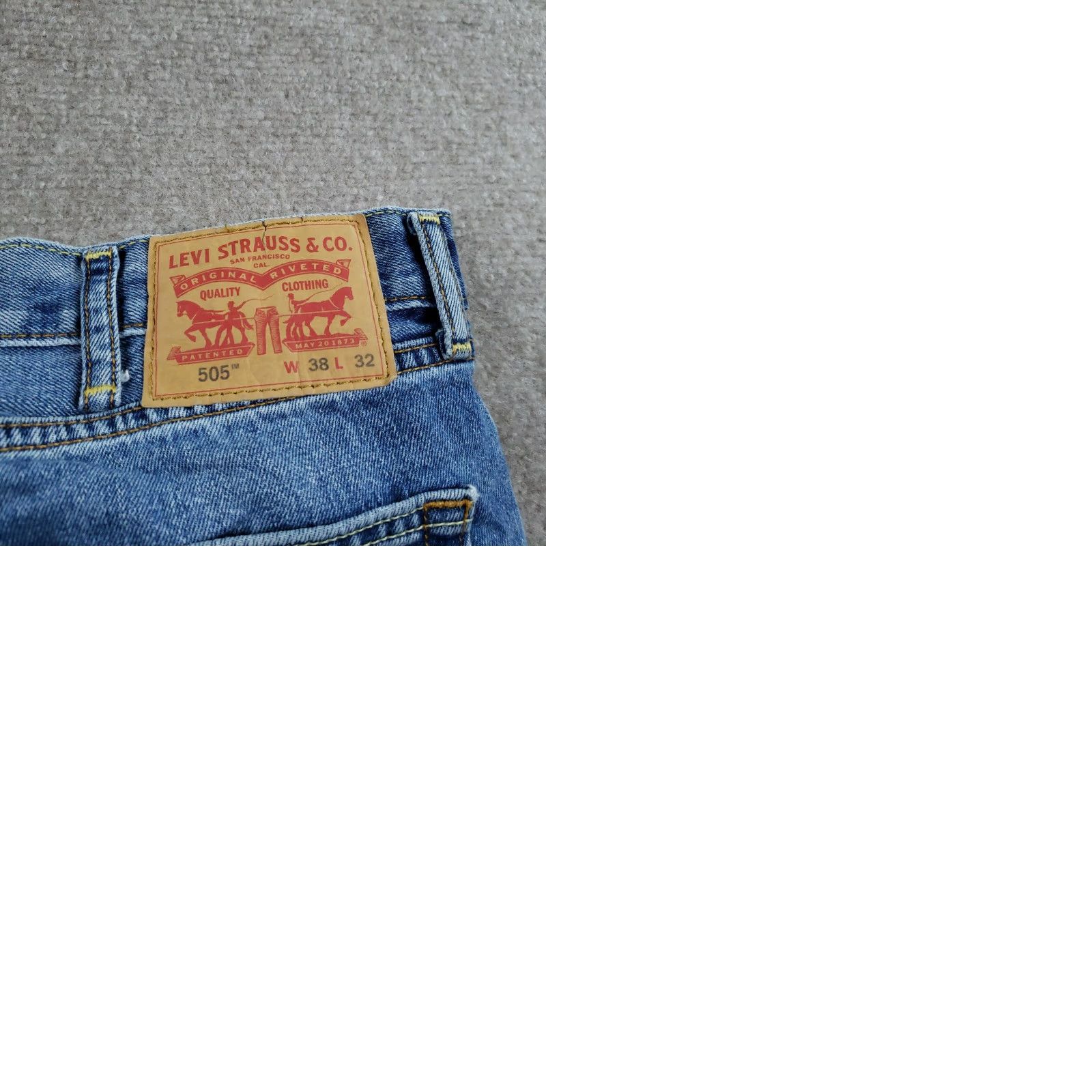 Levi's Levi's 505 Jeans Men 38x32 Blue Denim Regular Straight Leg Casual Classic Shirt Jeans Men 38 Blue Denim 505 Straight Regular 5 Pocket Pockets Mens Size US 38 / EU 54 - 10 Thumbnail