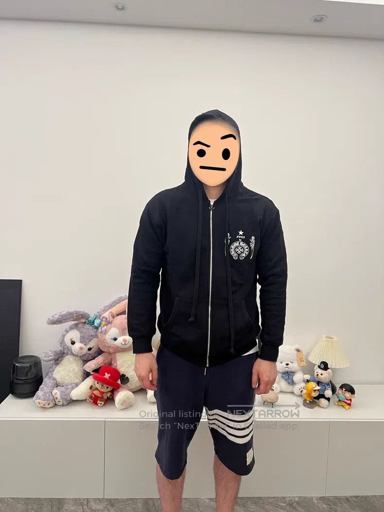 CHROME HEARTS Size L Foti family portrait printed Croce hea