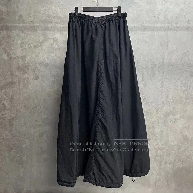 Balenciaga balenciaga black double hook embroidery logo wide leg skirt Size US 38 / EU 54 - 2 Thumbnail