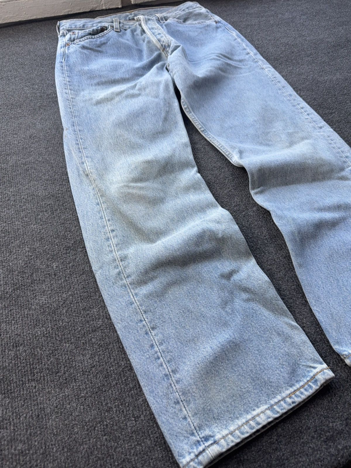 Levi's Retro Levis 501 USA Dirty Light Wash Vintage Straight Jeans Size US 31 - 2 Thumbnail