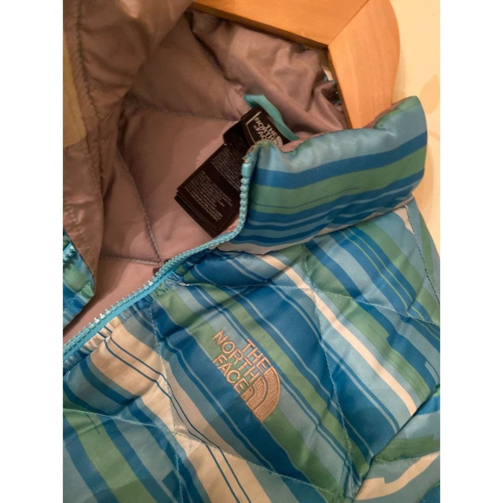 The North Face The North Face 550 Blue Multi Color Down Jacket Girls Med Size L / US 10 / IT 46 - 2 Thumbnail