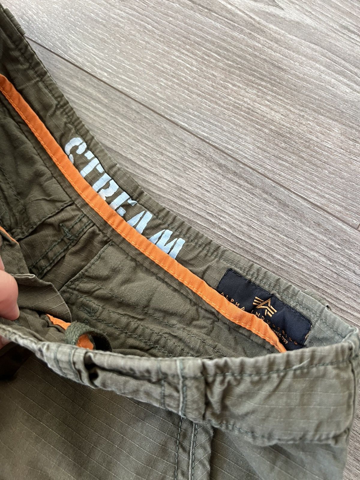 Alpha Industries Alpha Industries Stream Cargo Military Flyer Crew Shorts Size US 33 - 15 Thumbnail