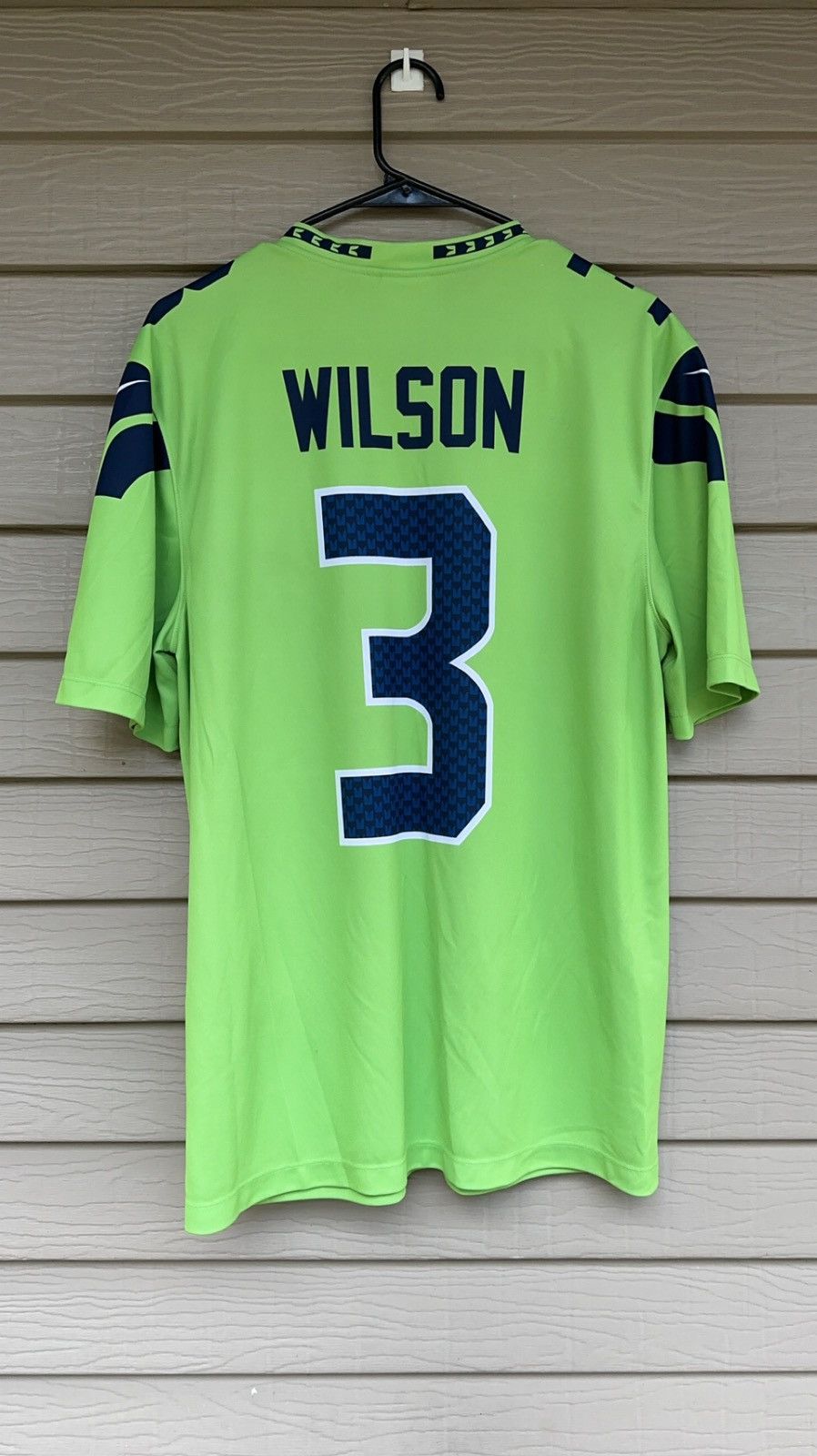 NFL Russell Wilson and Bobby Wagner Seattle Seahawks NFL Jersey Size US M / EU 48-50 / 2 - 2 Thumbnail