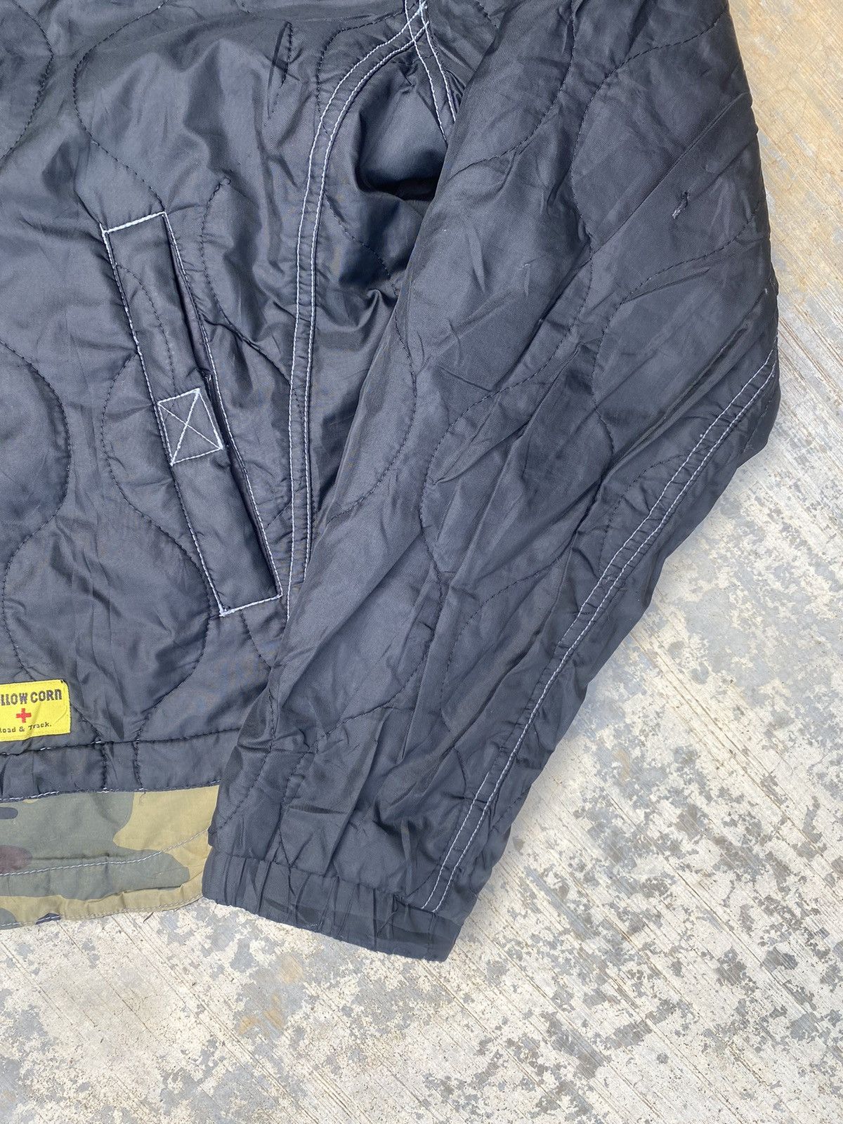YELLOW CORN Distressed Yellow Corn Riversible Camouflage Black Size L / US 10 / IT 46 - 11 Thumbnail