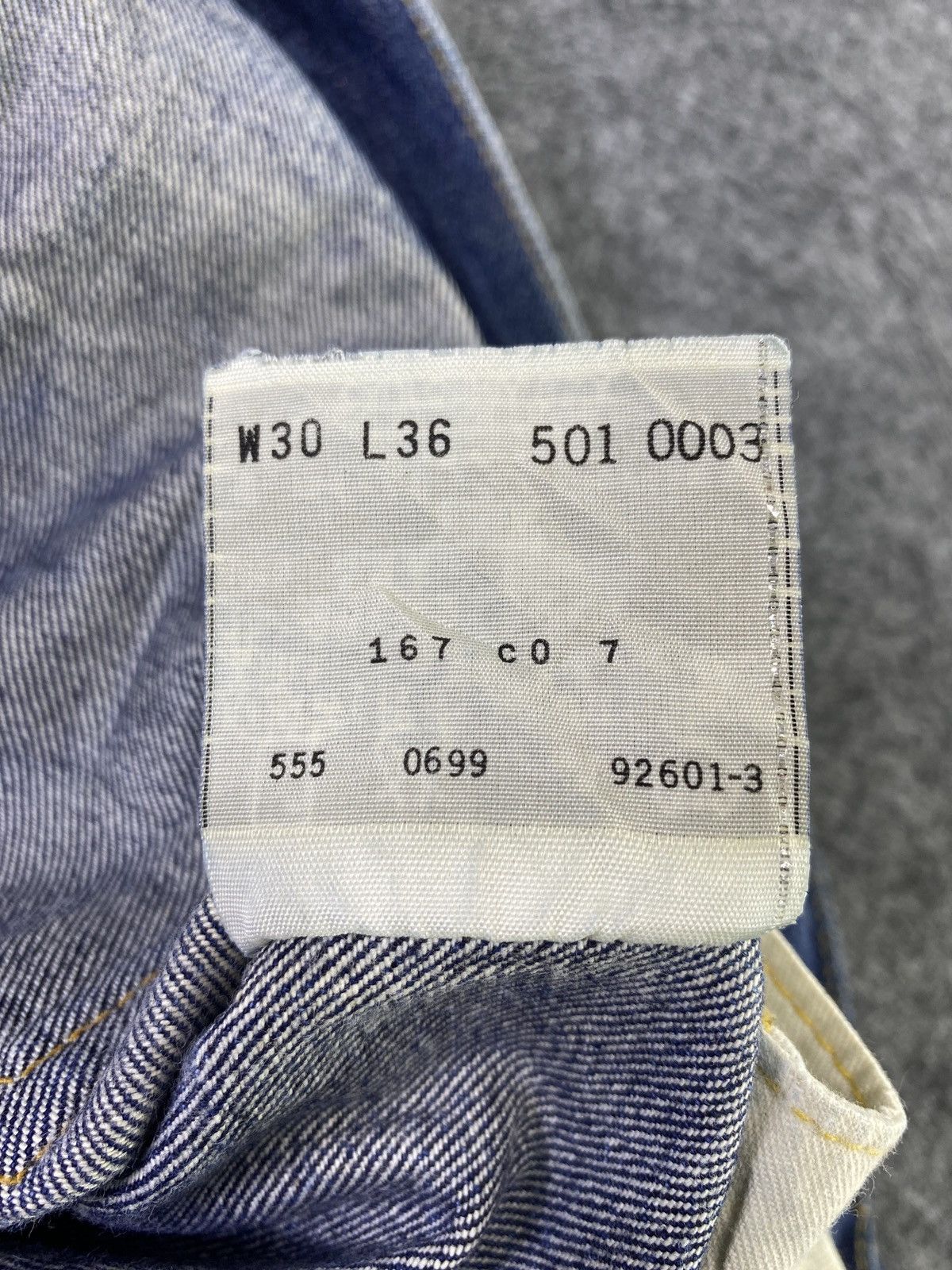 Jean × Levi's × Vintage VINTAGE LEVIS 501xx REDLINE DISTRESSES BLUE WASH JEANS-J888 Size US 30 / EU 46 - 7 Thumbnail