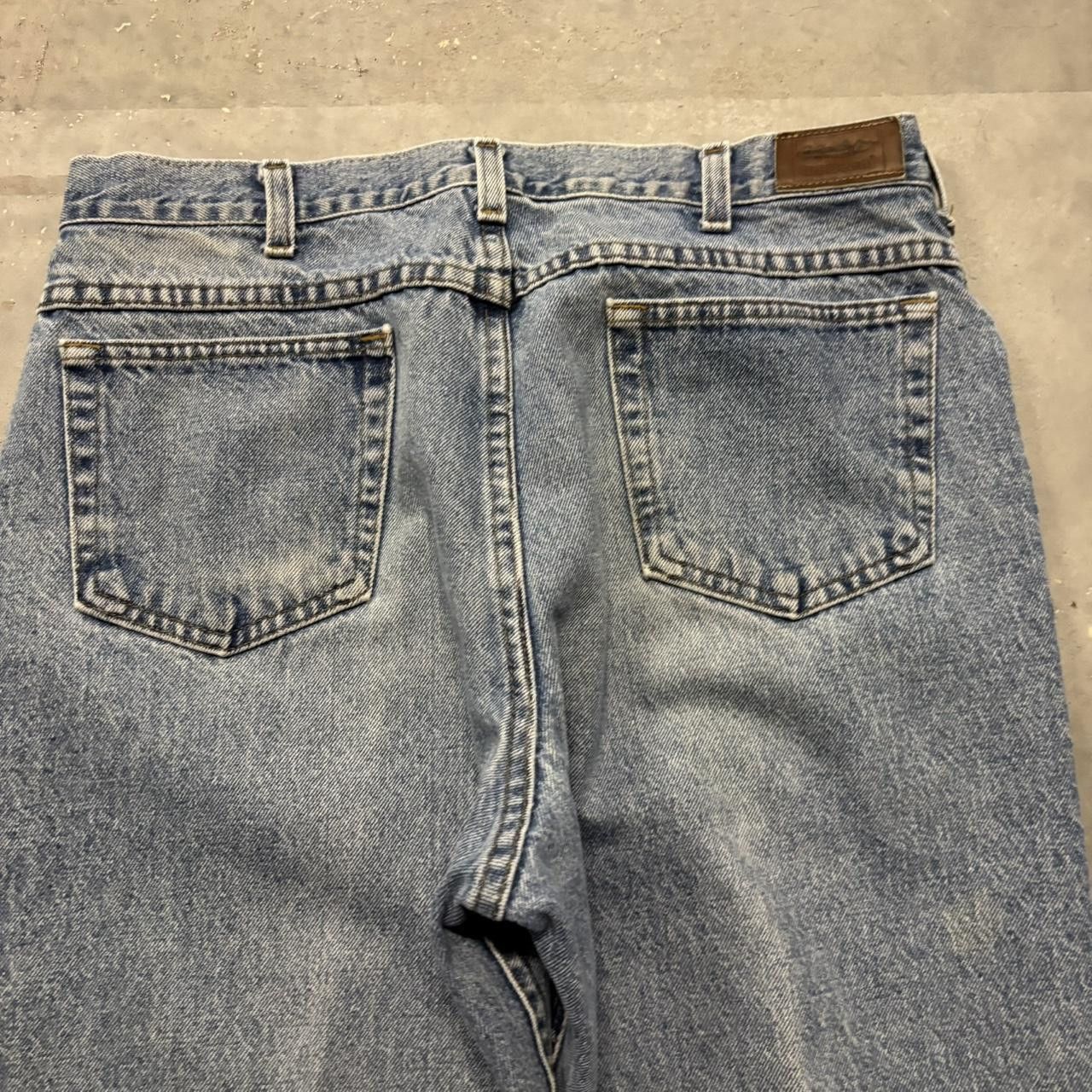 Japanese Brand × Vintage Crazy Vintage Y2K/2000s Light Wash Essential Denim Jeans! Size US 33 - 7 Thumbnail