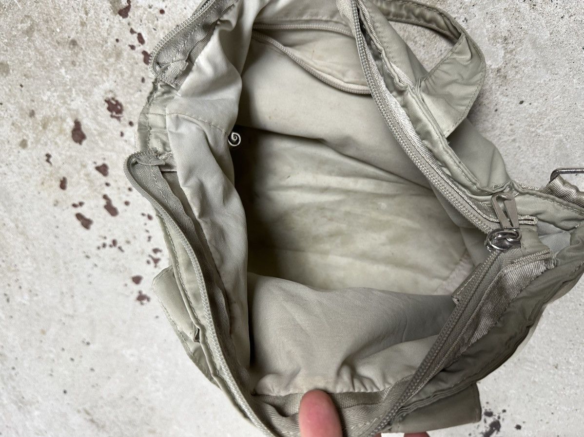 Nike Vintage Y2K Nike Tote Hand Bag Distressed Size ONE SIZE - 10 Thumbnail