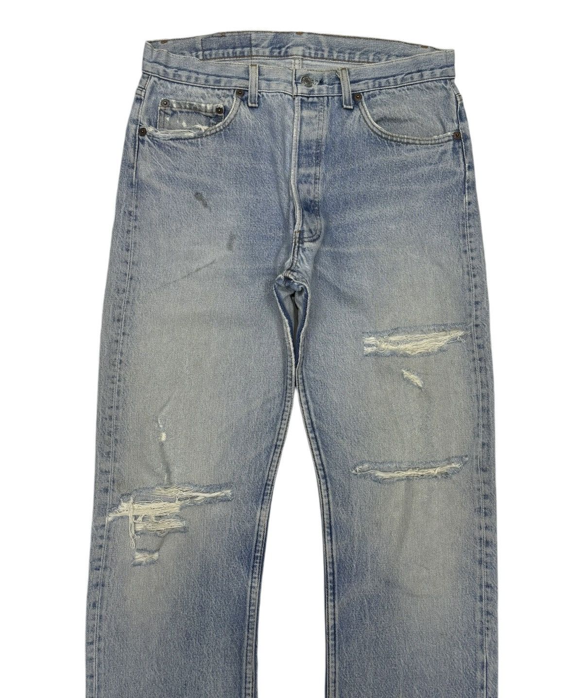 Levi's VINTAGE 80s LEVIS 501 DISTRESSED DENIM JEANS Size US 33 - 3 Thumbnail