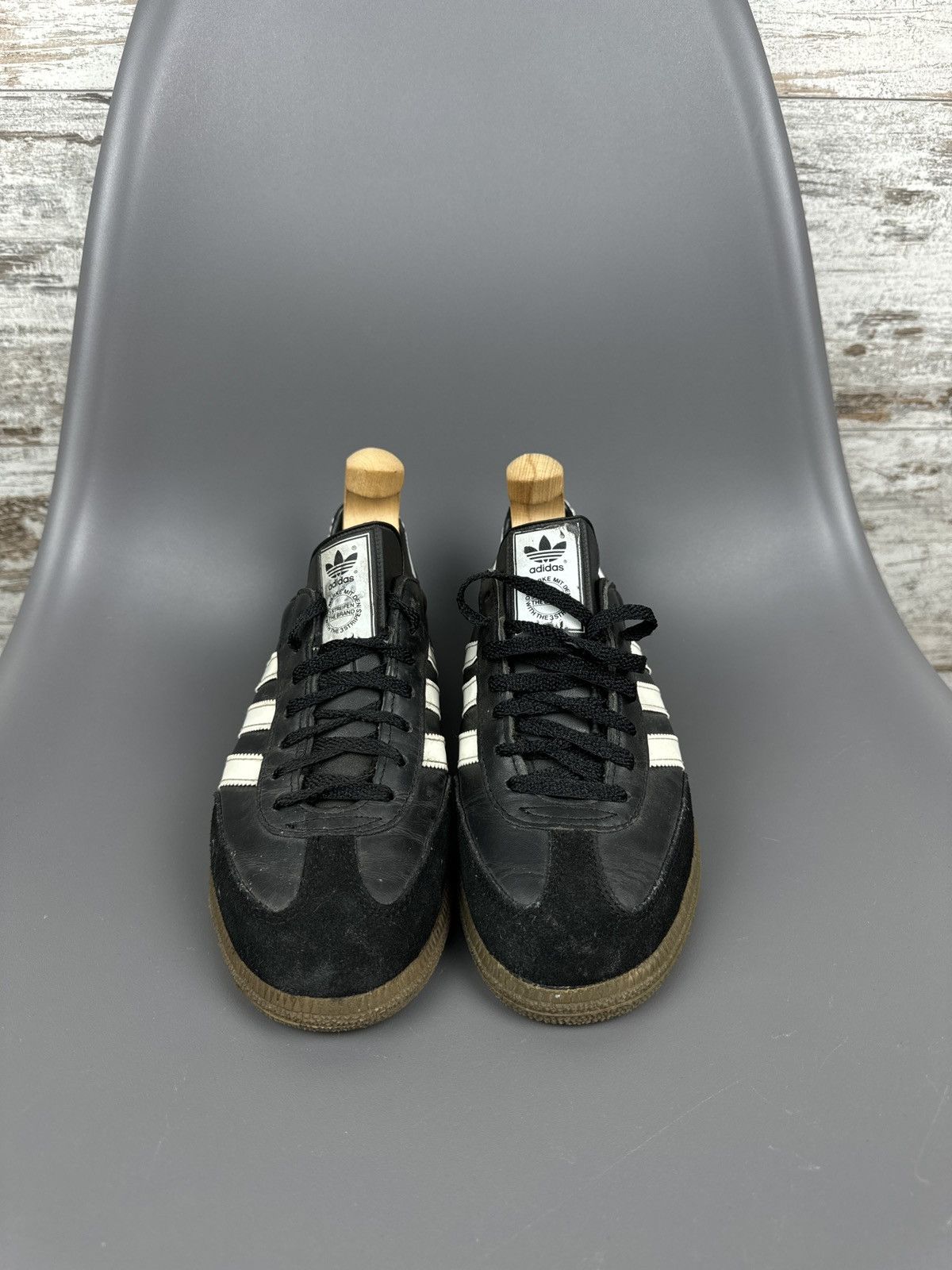 Adidas Women’s Vintage Adidas Samba Sneakers y2k rare size 38,5 Size US 6 / IT 36 - 6 Thumbnail