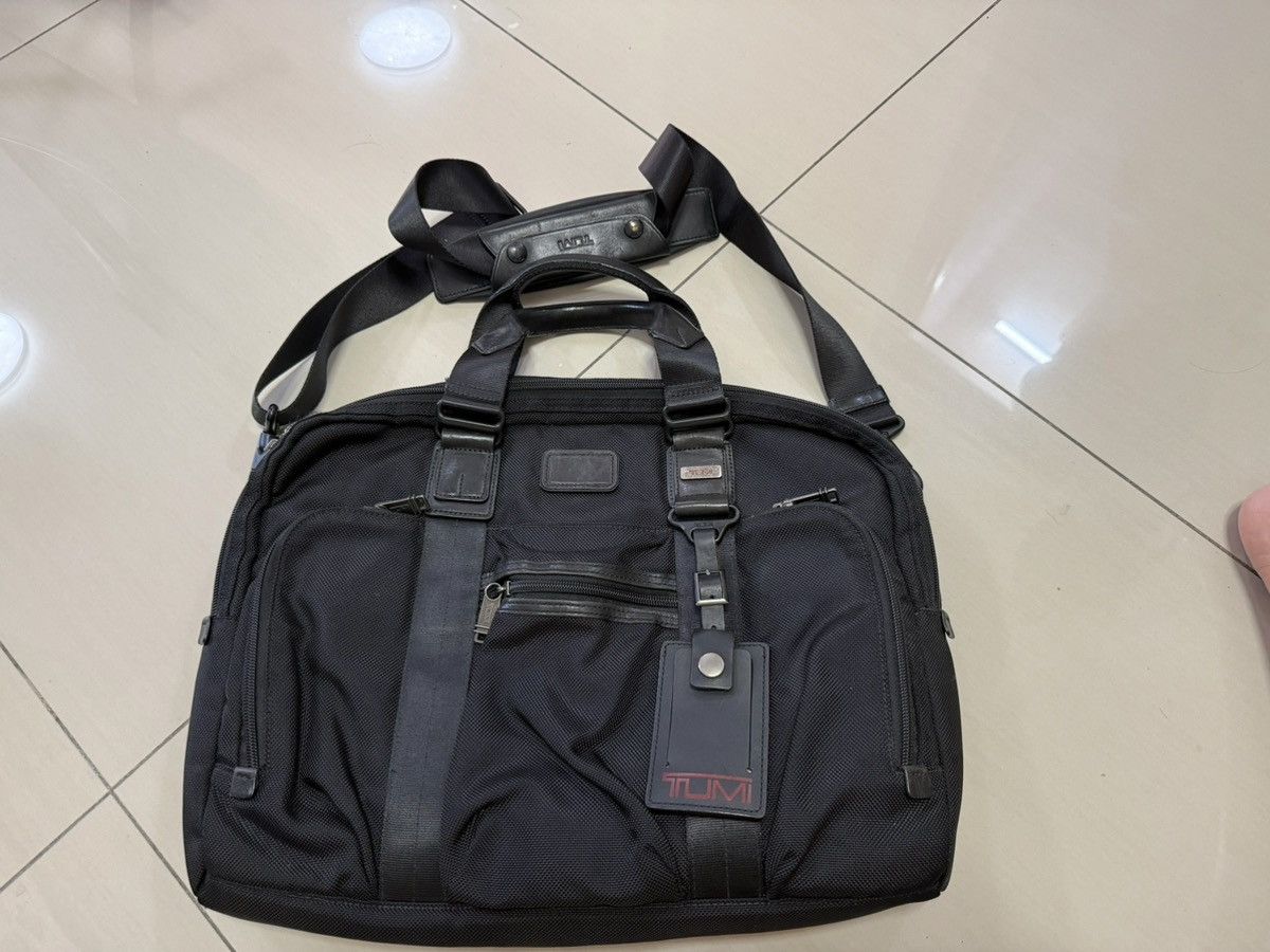 Tumi Tumi Sling bag Briefcase Size ONE SIZE - 1 Thumbnail