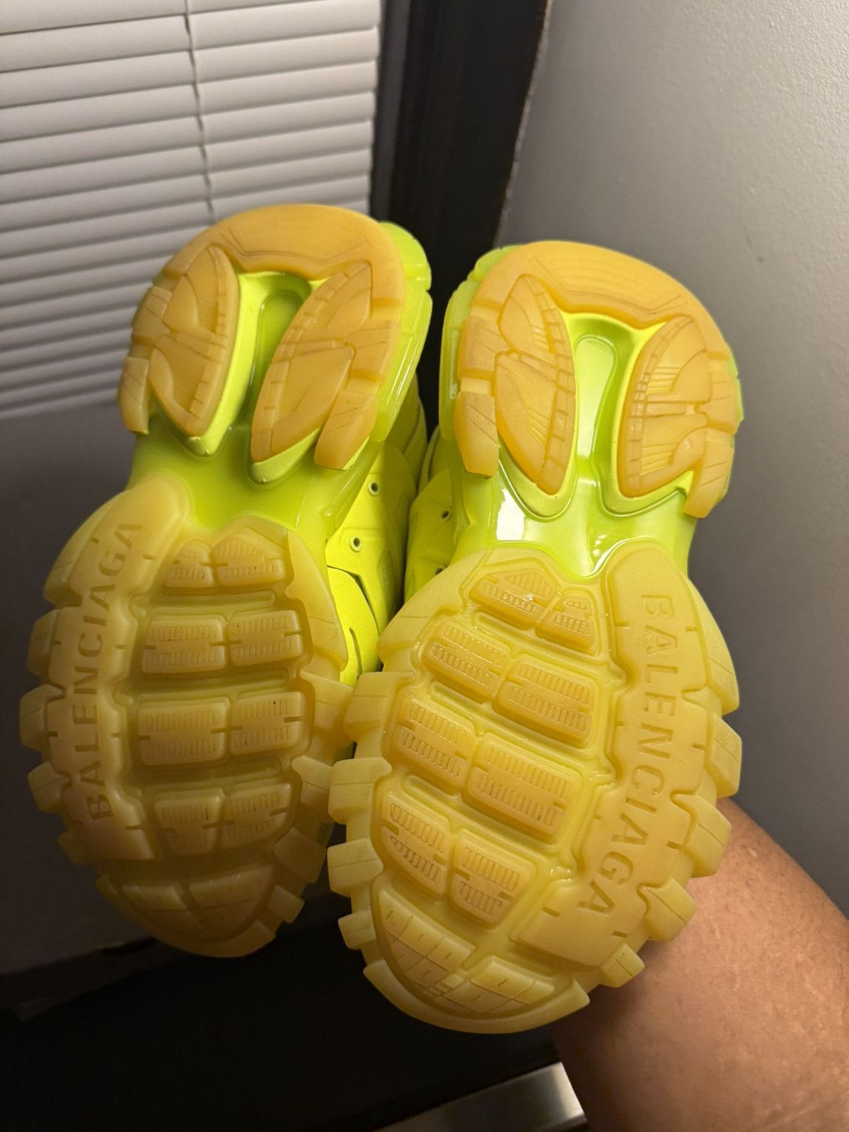 Balenciaga Balenciaga Track Neon Yellow Low Top Sneaker 7 US / 40 EU Size US 7 / EU 40 - 13 Thumbnail