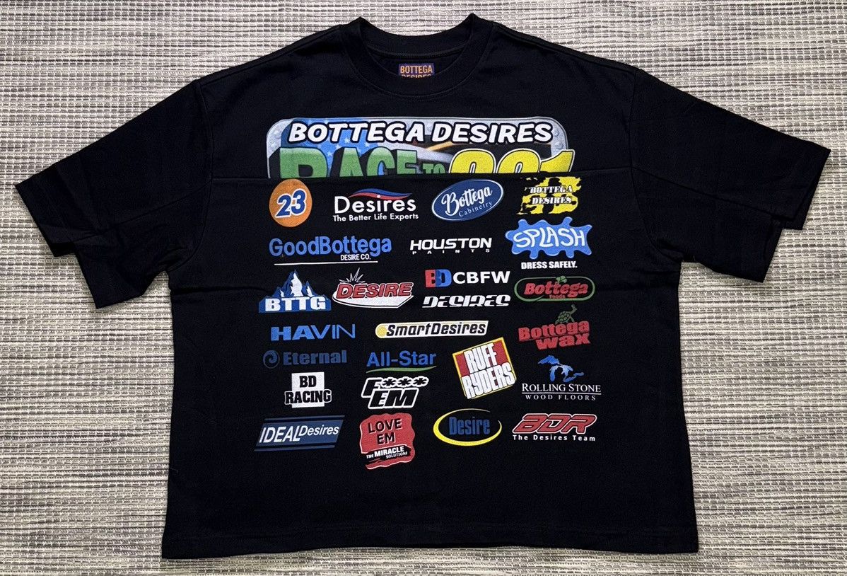 BOTTEGA DESIRES BLACK RACE TEE