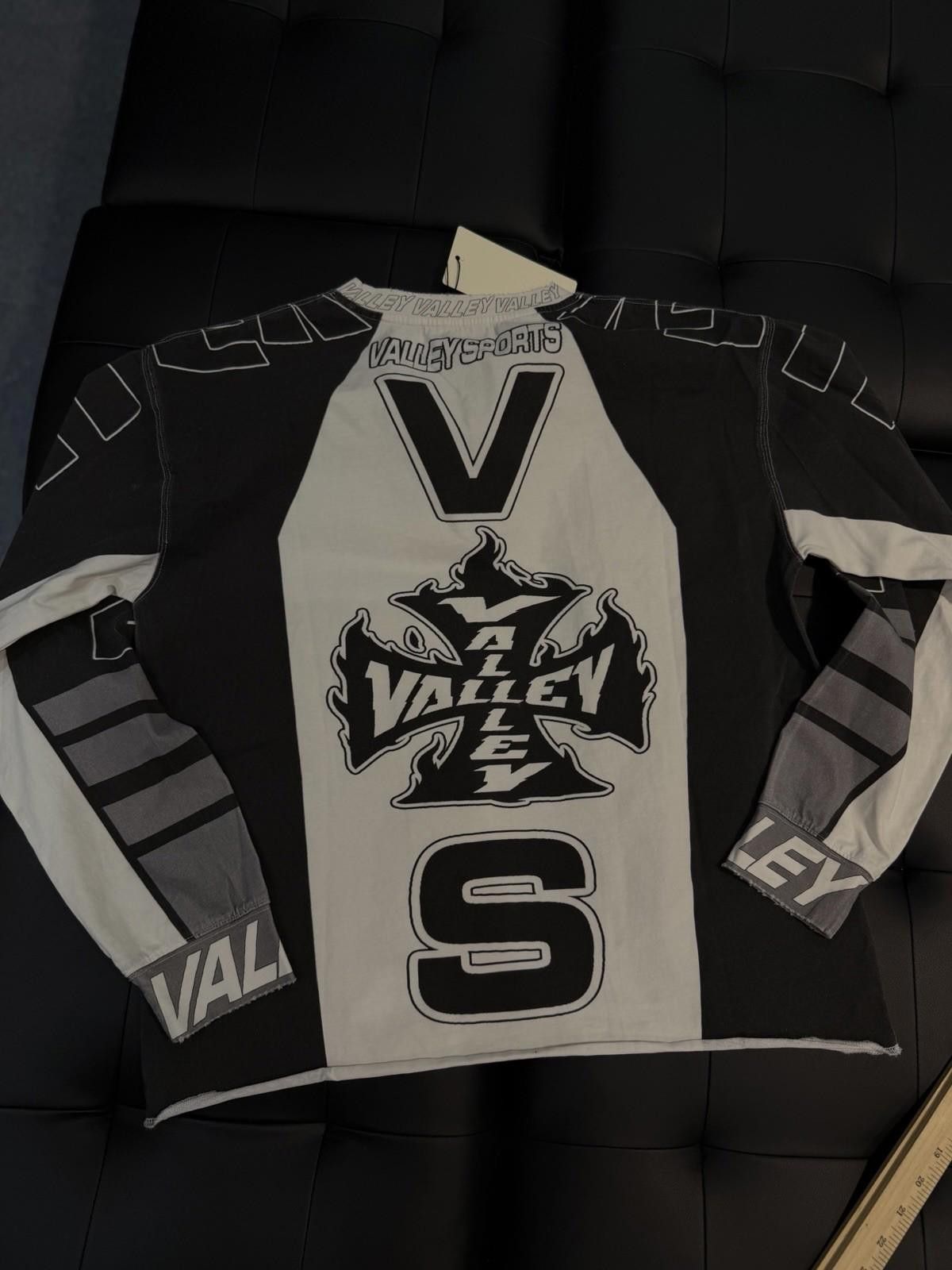 Vale Vale Forever Multicolored Long Sleeve Tee Black Size Small Size US S / EU 44-46 / 1 - 4 Thumbnail