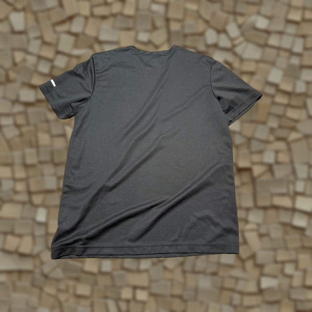 Vintage Athletic Shirt Men's Medium Black Short Sleeve Crew Neck Athletic Wear Shirt Mens M Black Athletic Short Sleeve Crewneck Sports Vintage N/A Size US M / EU 48-50 / 2 - 1 Thumbnail