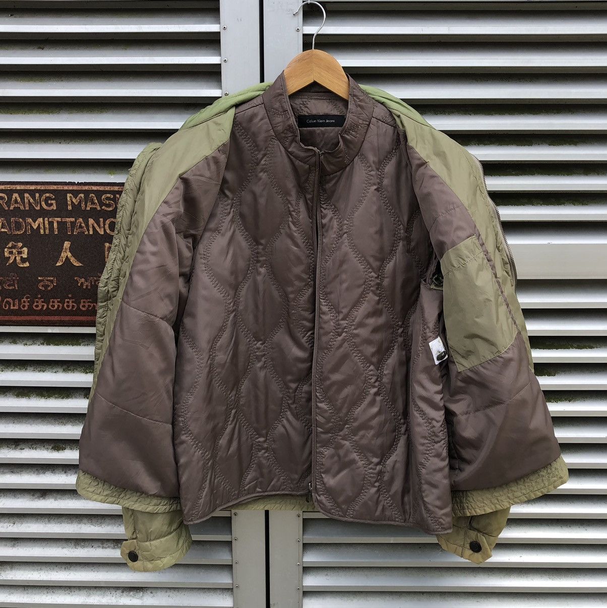 Calvin Klein Vintage Calvin Klein Jeans Nylon Faded Bomber Jacket Size US M / EU 48-50 / 2 - 3 Thumbnail