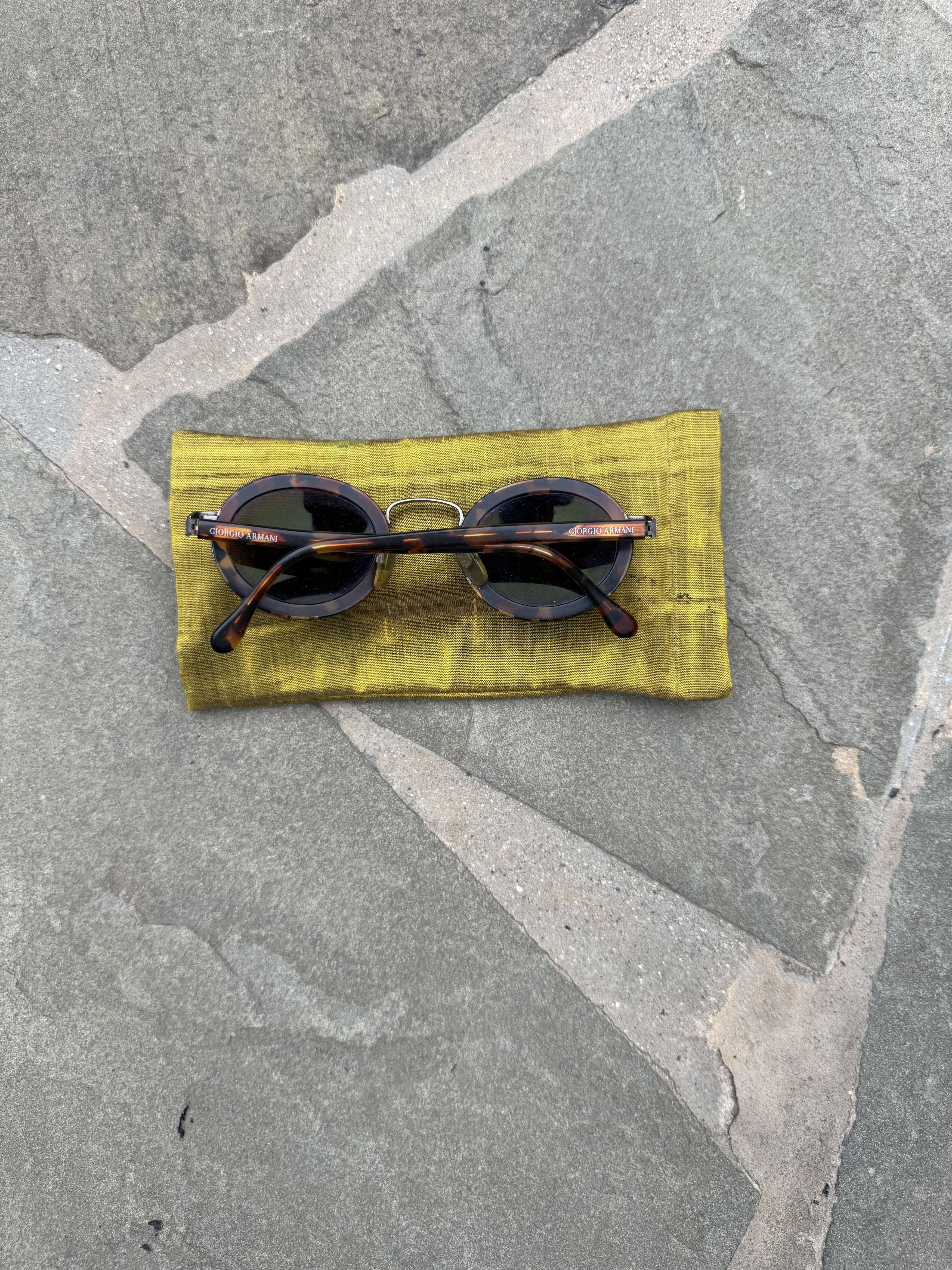 Giorgio Armani Vintage Giorgio Armani Sunglasses Size ONE SIZE - 2 Thumbnail
