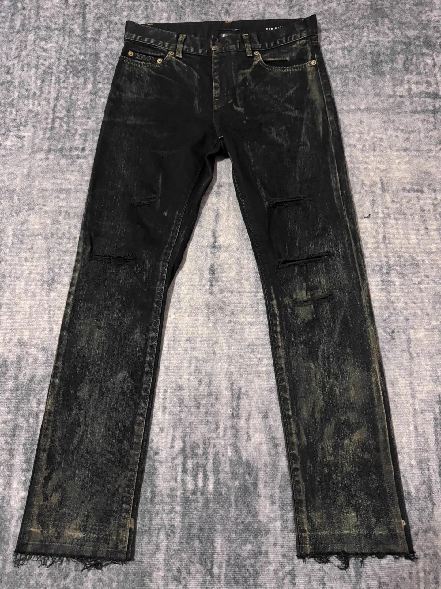 Saint Laurent Paris Authentic Saint Laurent SLP16FW distressed jeans Size 29" - 1 Thumbnail