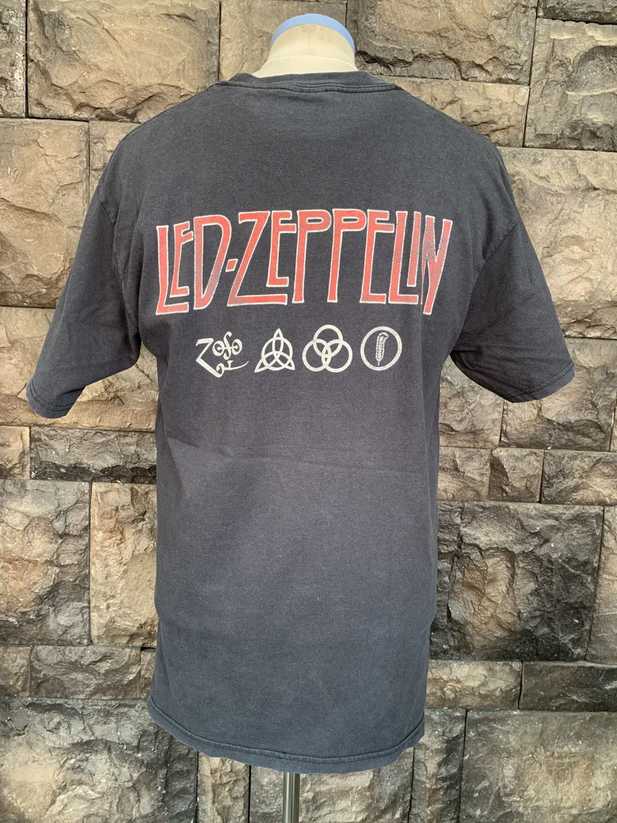 Led Zeppelin Vintage Led Zeppelin Rock Band T shirt Size US M / EU 48-50 / 2 - 5 Thumbnail