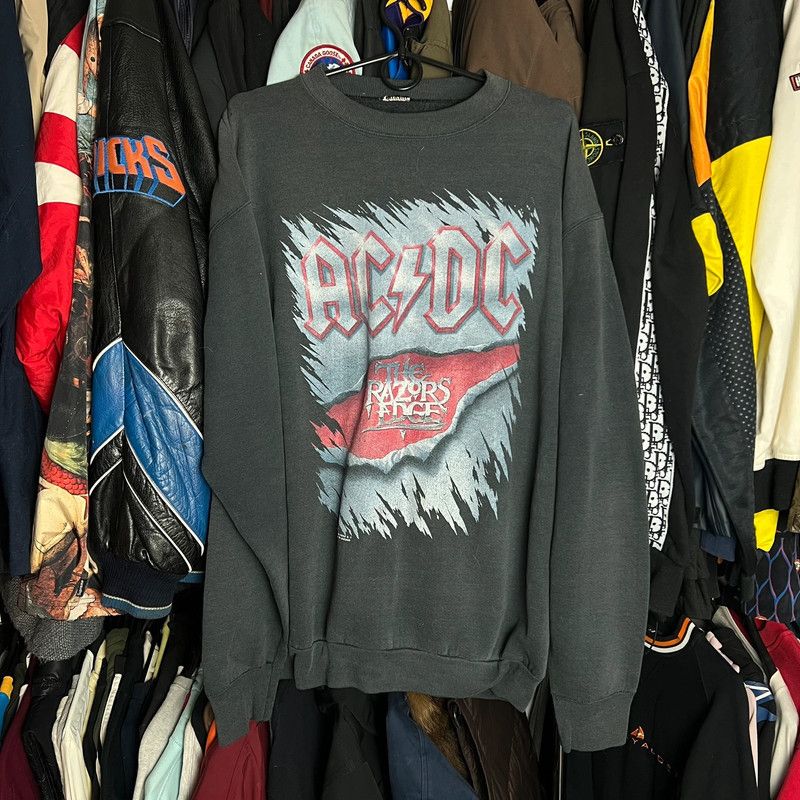 AC/DC × Band Tees Crewneck AcDC the razor edge 1990 OG XL Size US XL / EU 56 / 4 - 1 Thumbnail