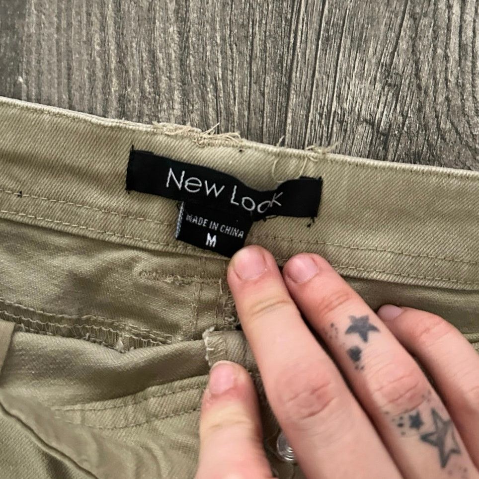 New Look new look cargo green shorts Size 28" / US 6 / IT 42 - 2 Thumbnail
