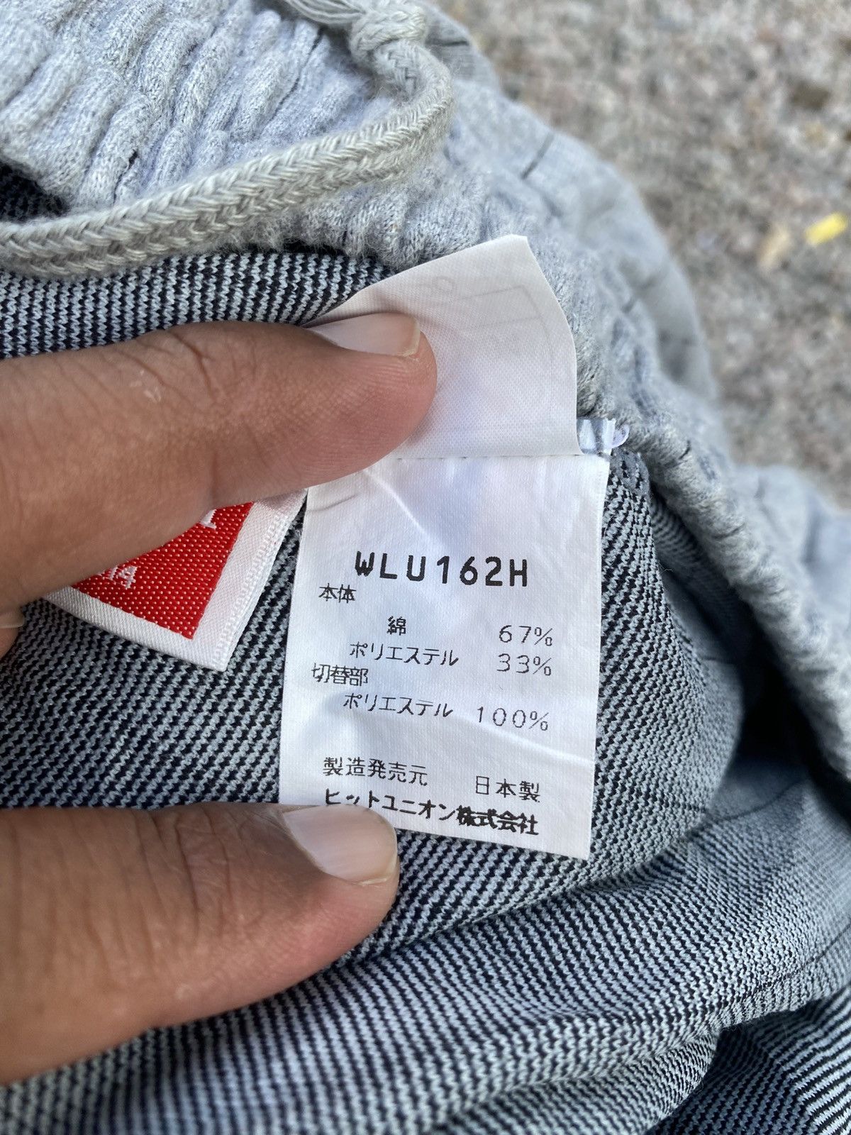 Wilson Wilson big logo short pants size 28-36 Size US 36 / EU 52 - 9 Thumbnail