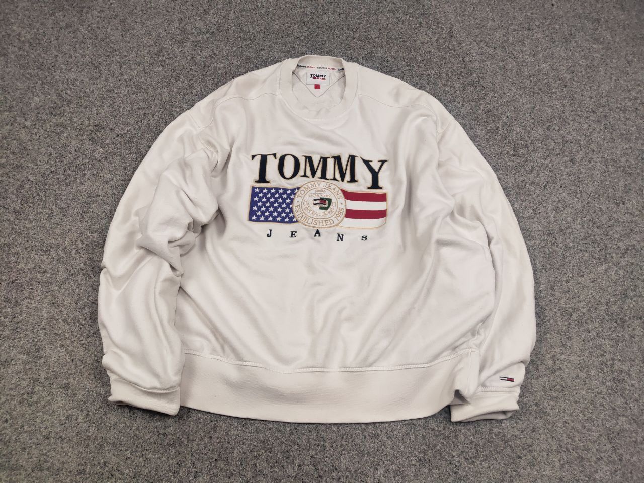 Tommy Hilfiger Tommy Jeans Crew Chek Embroidered Sweatshirt Vintage Style Size US M / EU 48-50 / 2 - 2 Thumbnail