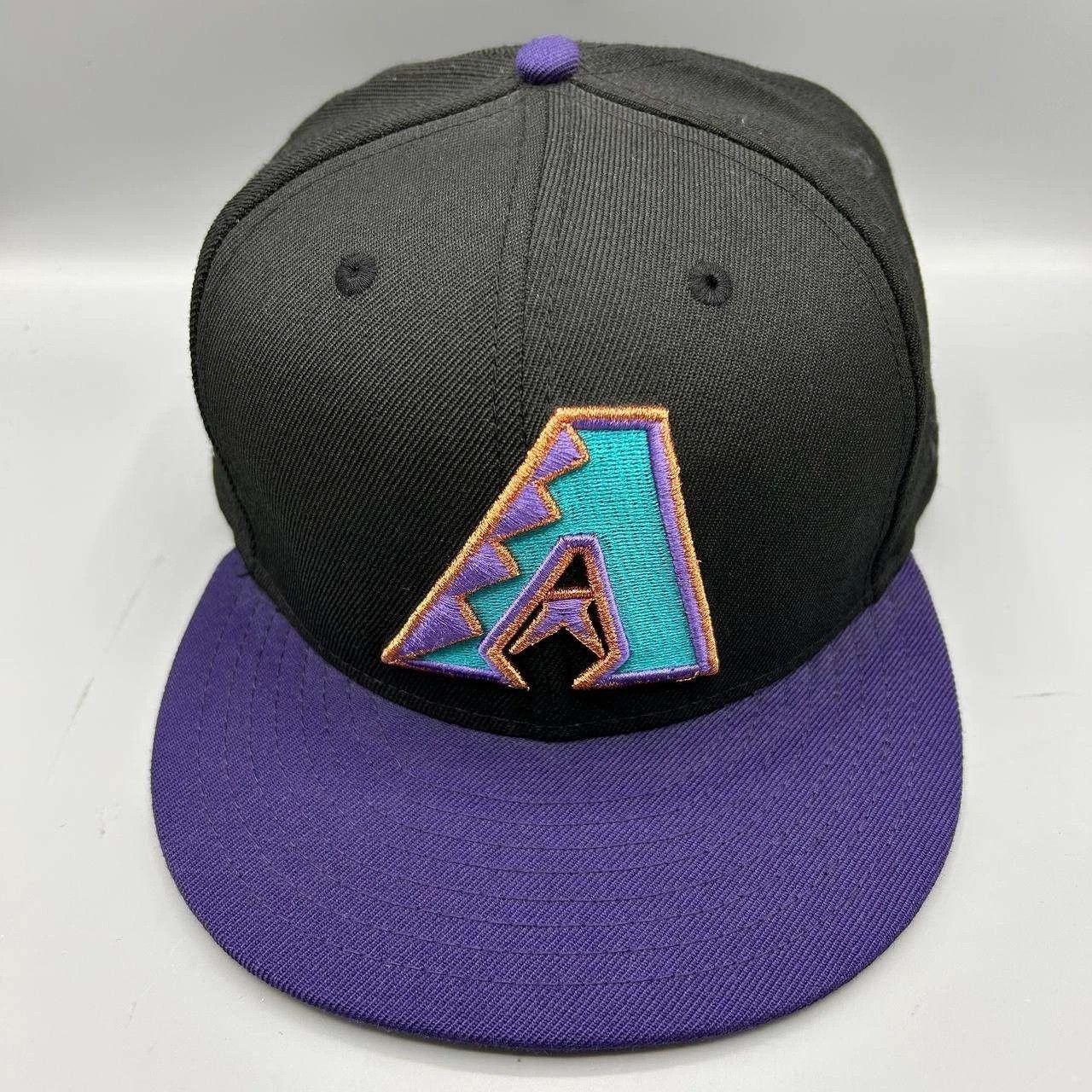 New Era Arizona Diamondbacks Men 7 7/8 Black Purple MLB Fitted Wool Size ONE SIZE - 1 Thumbnail