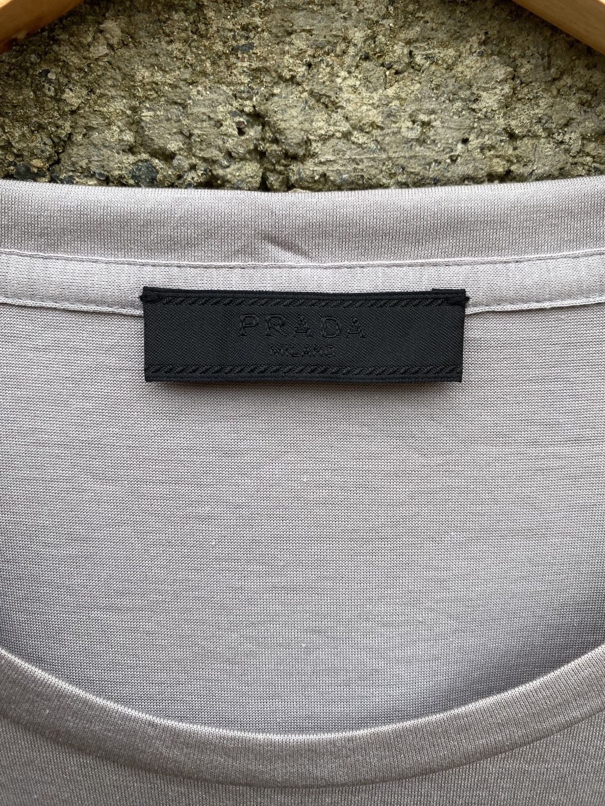 Prada Silver Black Tab Pocket Tee Size US L / EU 52-54 / 3 - 7 Thumbnail
