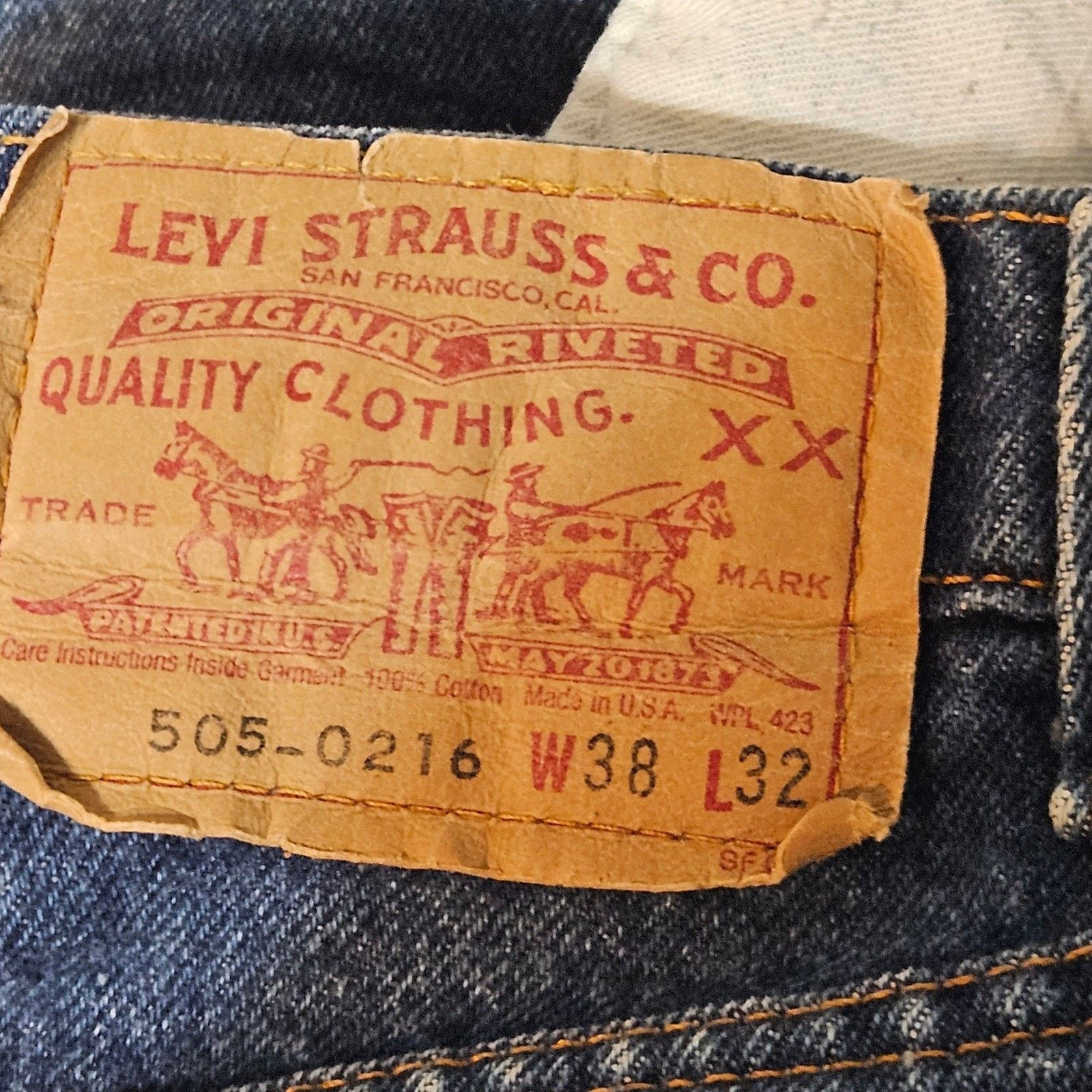 Levi's VTG Levi 505 0216 Jeans Mens 1987 W34 L29 Made USA 80s Size US 34 / EU 50 - 7 Thumbnail