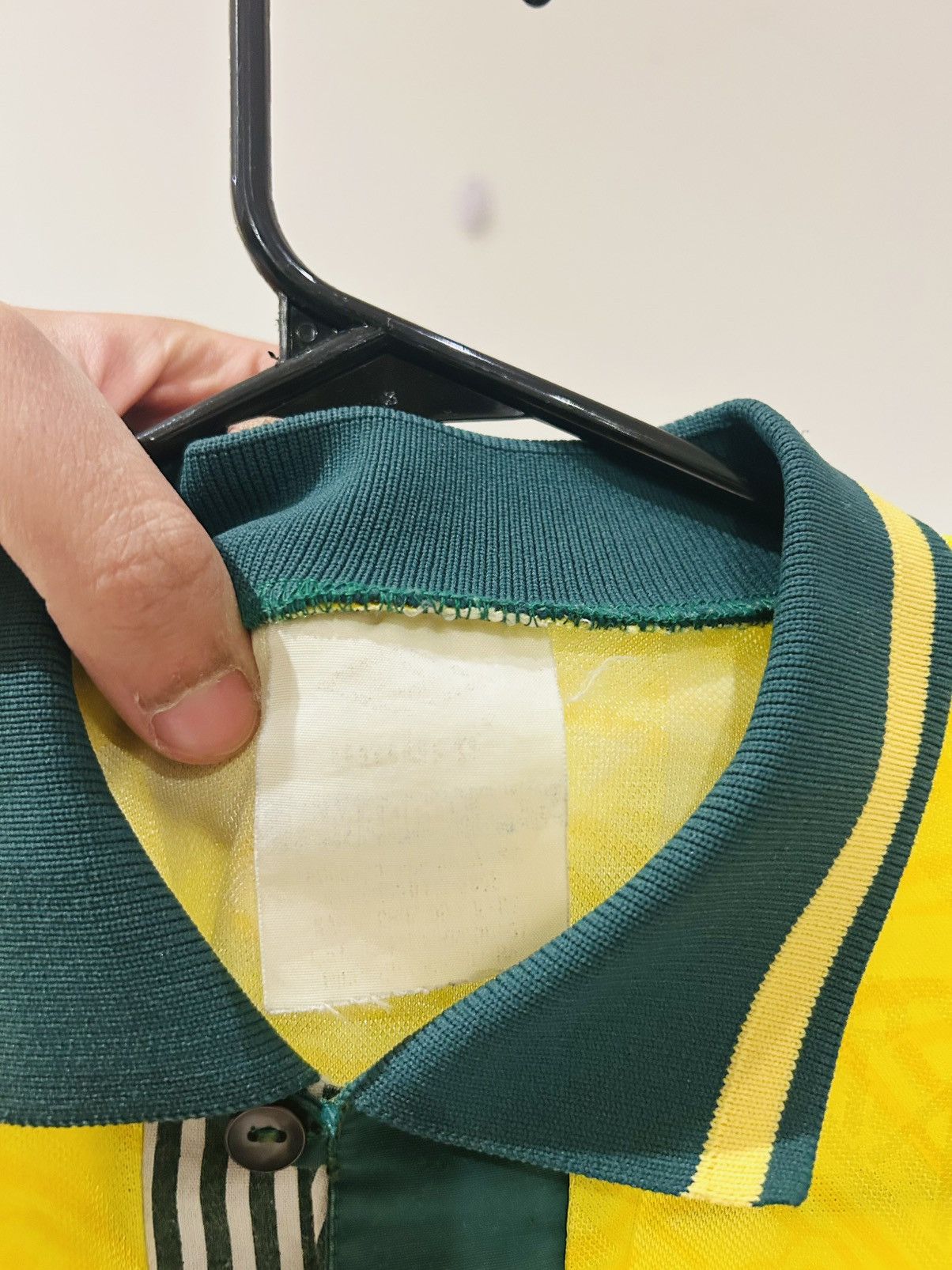 Umbro Brazil 1992 home jersey Size US S / EU 44-46 / 1 - 4 Thumbnail