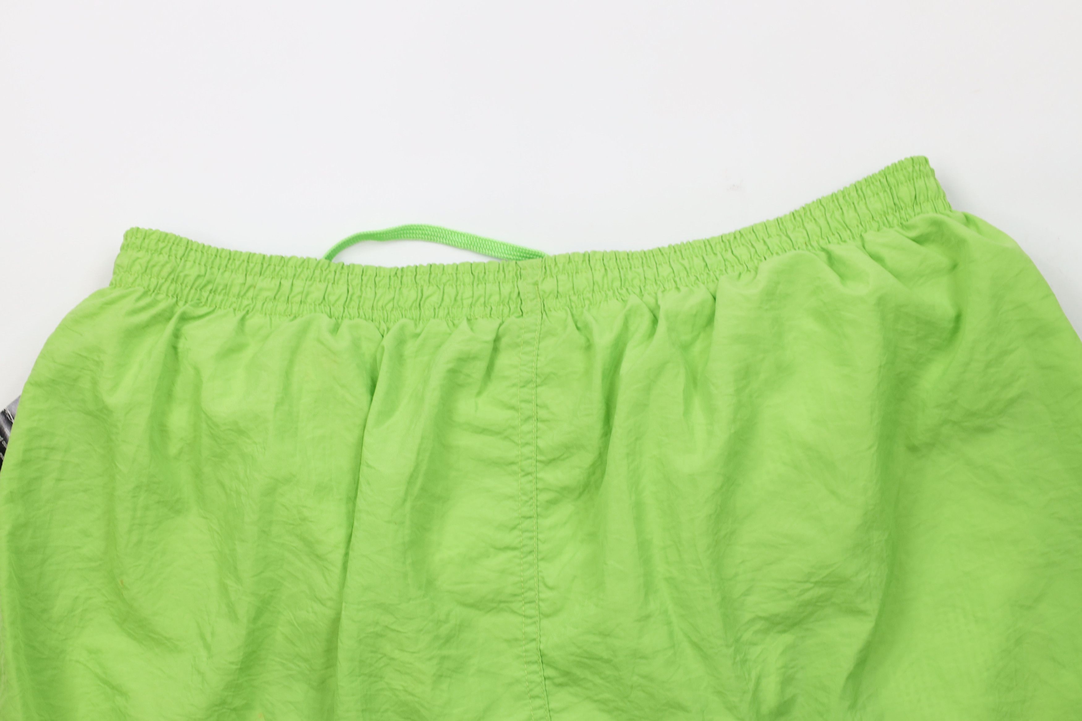 Champion × Vintage Deadstock Vintage 90s Champion Above Knee Shorts Trunks Size US 36 / EU 52 - 13 Thumbnail