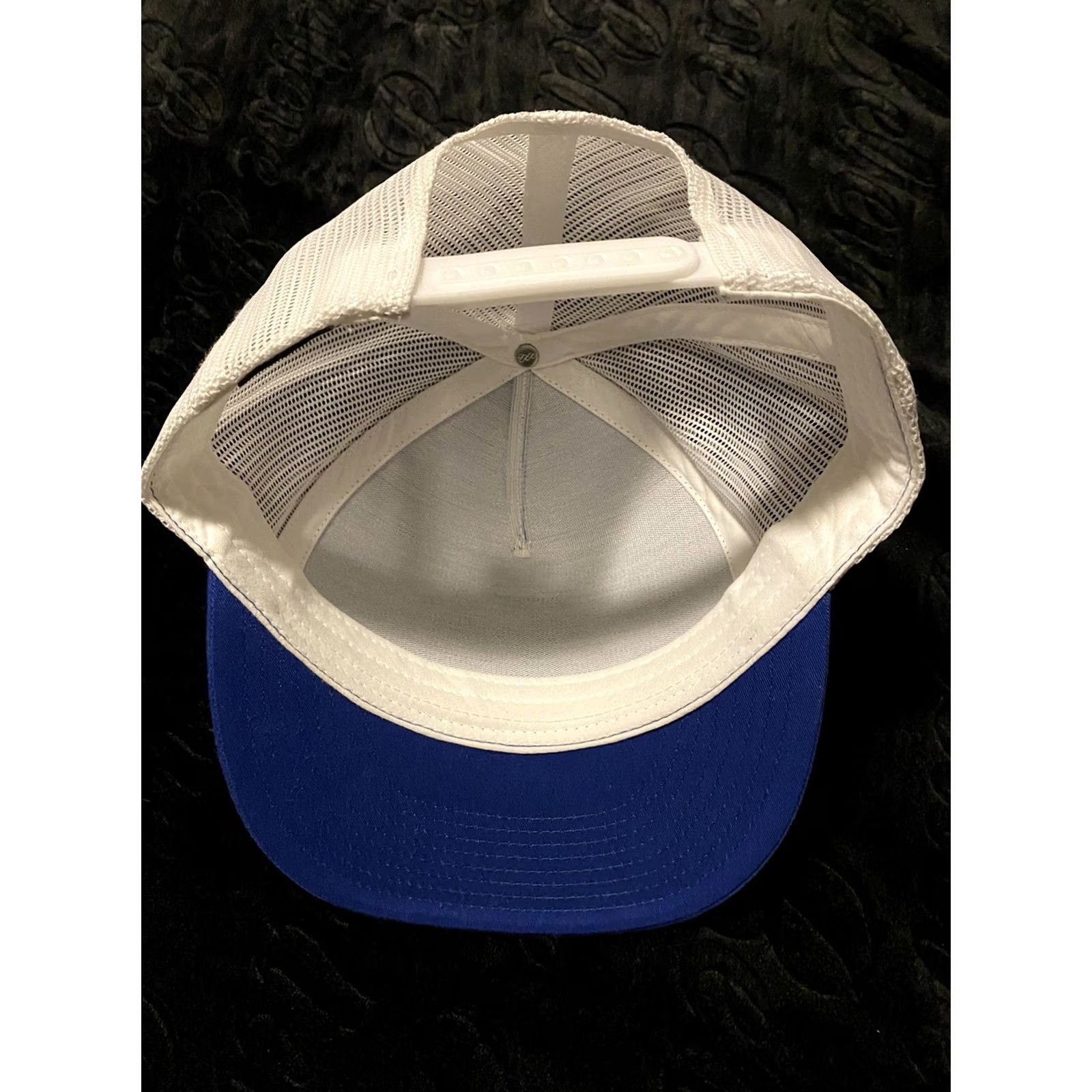 Vintage Schweitzer Mountain Ski Resort Fall Fest Sandpoint Idaho Trucker Hat Mens OSFA Size ONE SIZE - 6 Thumbnail