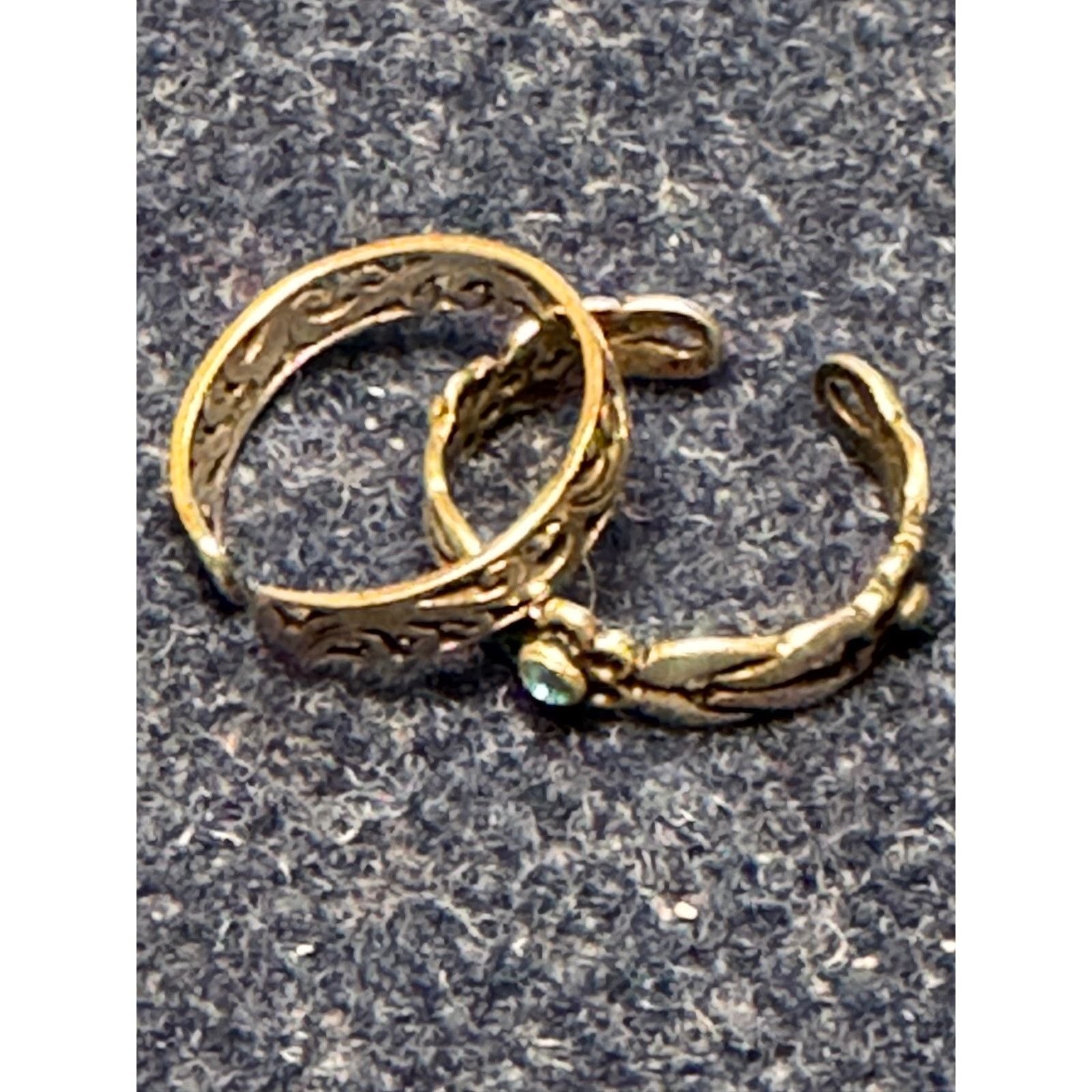 Other 2 925 Silver Toe Rings Filigree and Topaz Gem Size 5 Size ONE SIZE - 7 Thumbnail