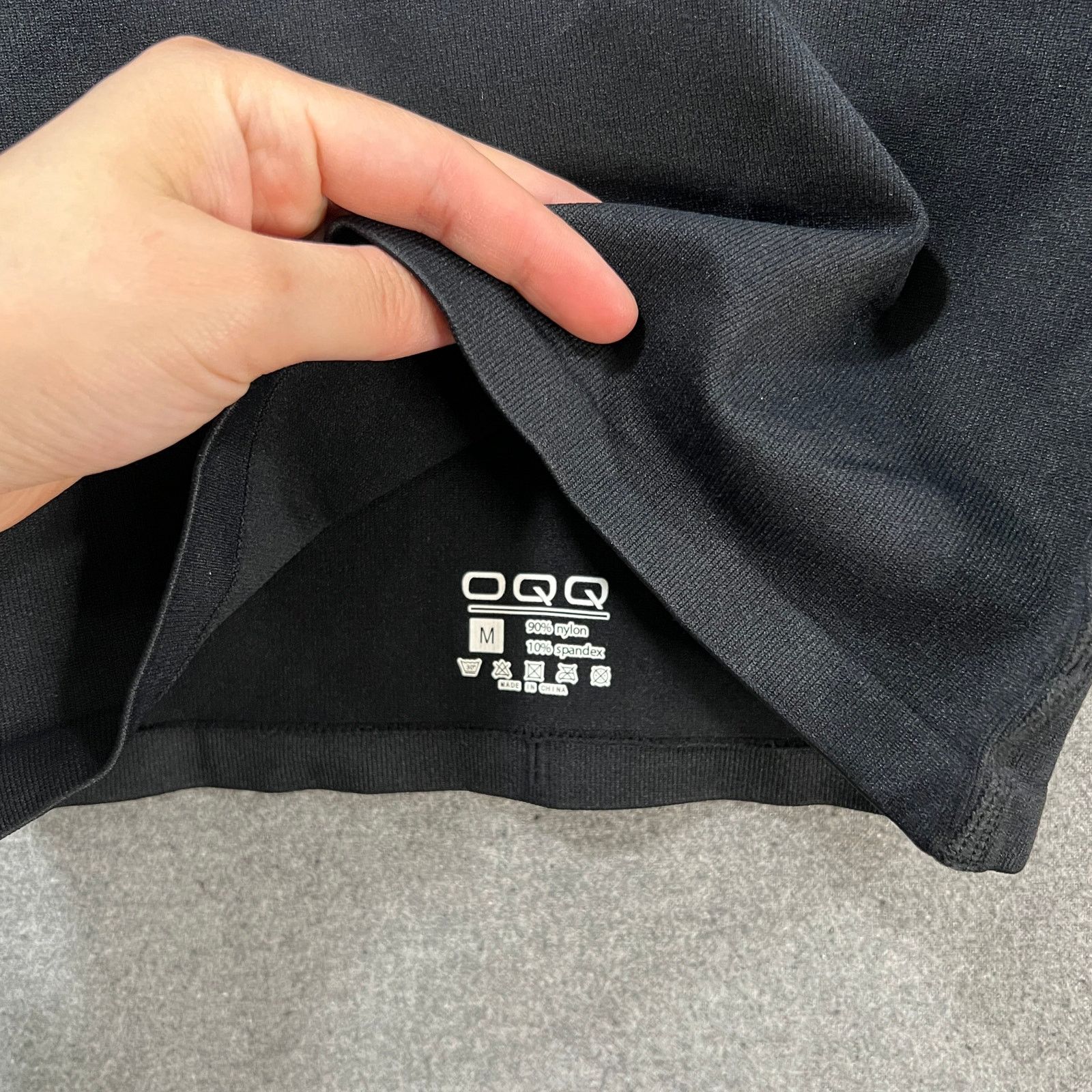 Other Workout 2 PC Crop Top Long Sleeve and Short Bottom Size M / US 6-8 / IT 42-44 - 3 Thumbnail